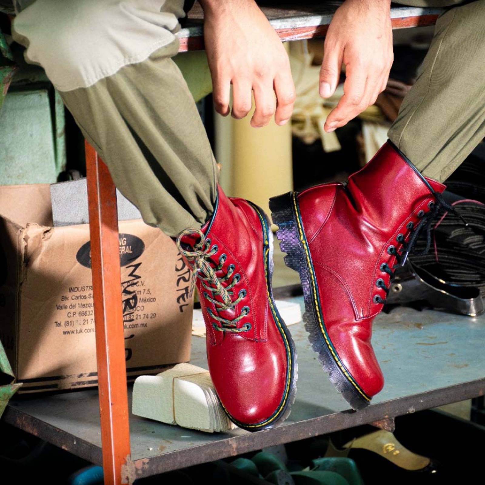 Bota Estilo Rock Vino para Hombre Botas Chunky