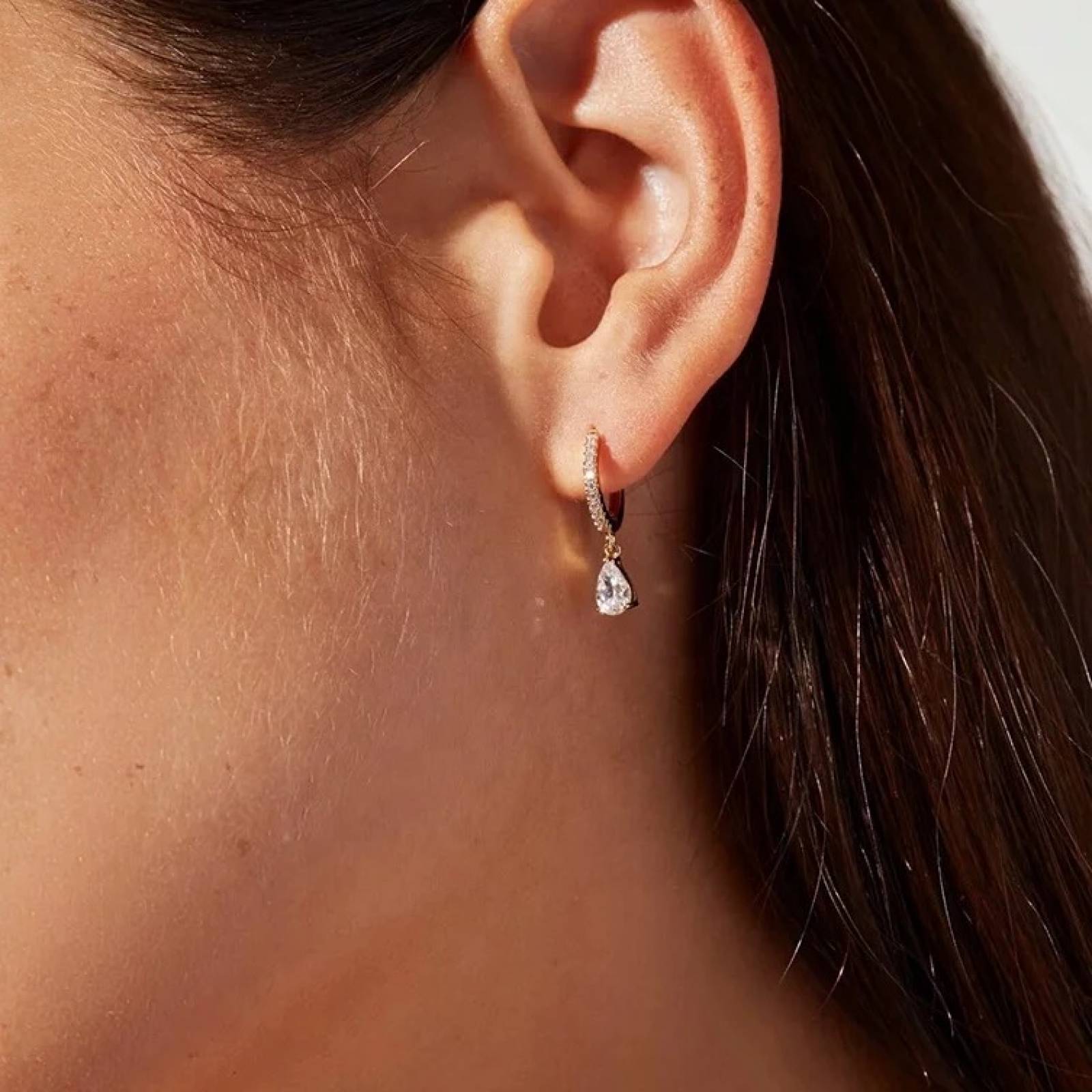 Aretes ARETIZE Arracadas de Plata de Ley 925 Baño en Oro de 18k Zirconias Verde Dorado Mujer Unitalla + Caja de Regalo 