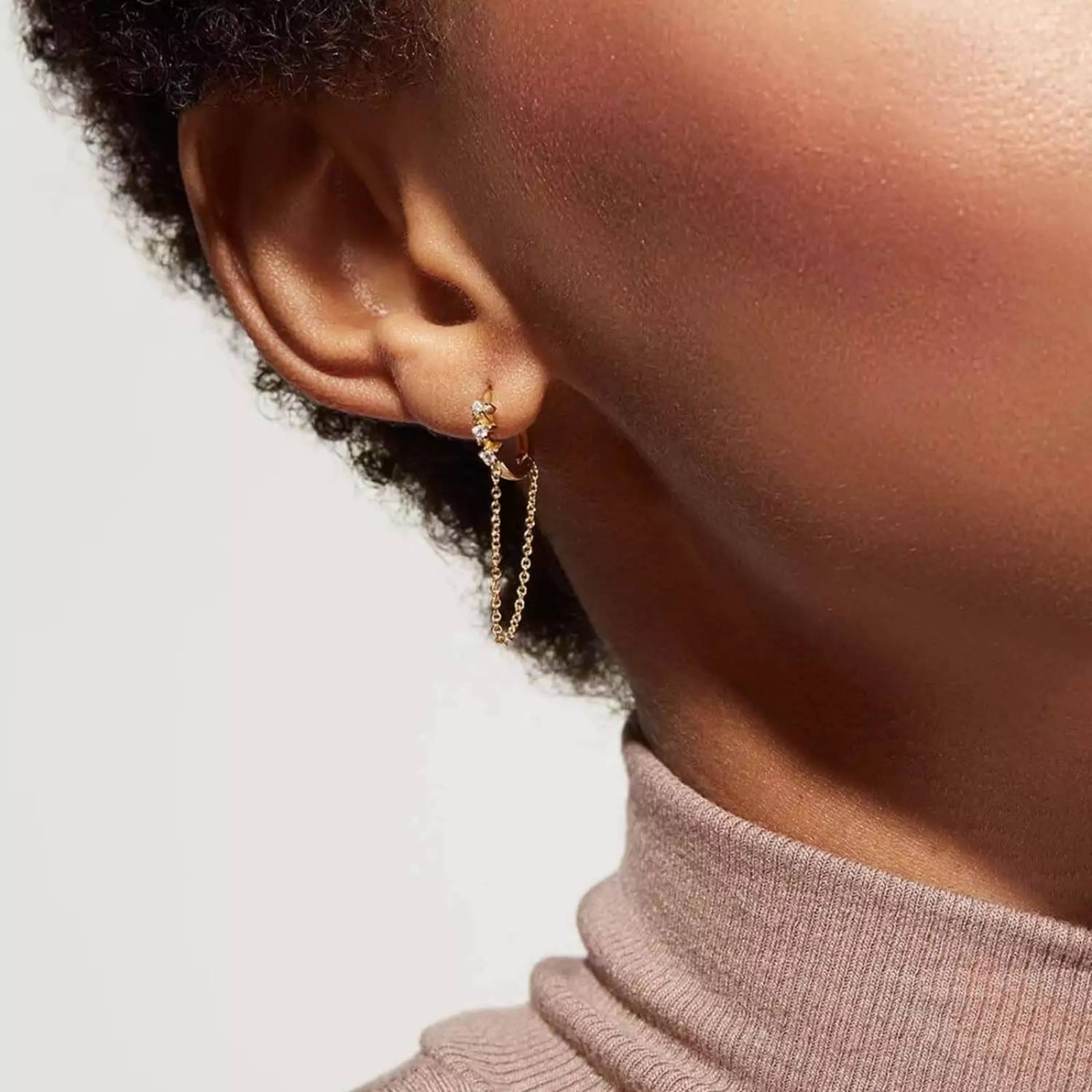 Aretes ARETIZE Cadena de Plata de Ley 925 Baño en Oro de 18k Zirconias  Dorado Mujer Unitalla + Caja de Regalo 