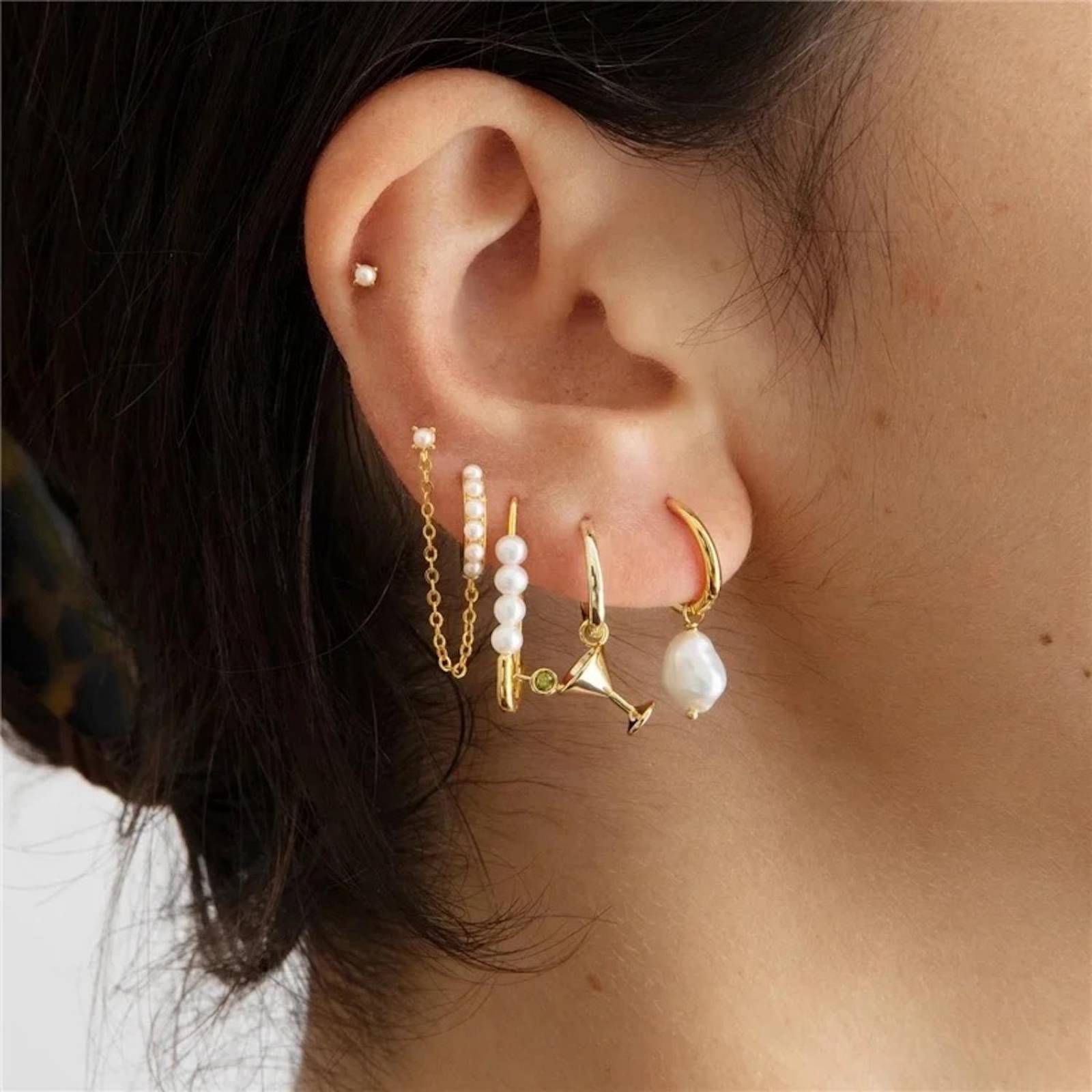 Piercing ARETIZE Cadena Ear cuff de Plata de Ley 925 Baño en Oro de 18k Perlas Dorado Mujer Unitalla + Caja de Regalo 