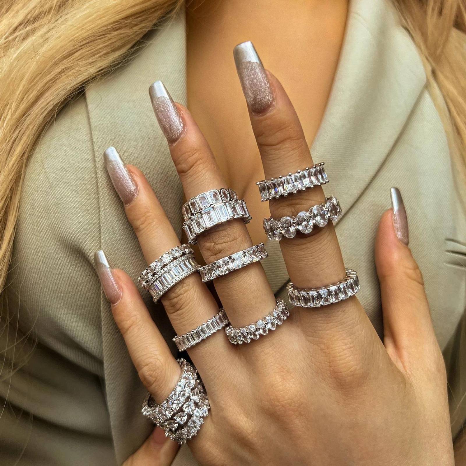 Anillo de Plata 925 Transparente Zirconias Grueso Talla 5 Plateado 9.0