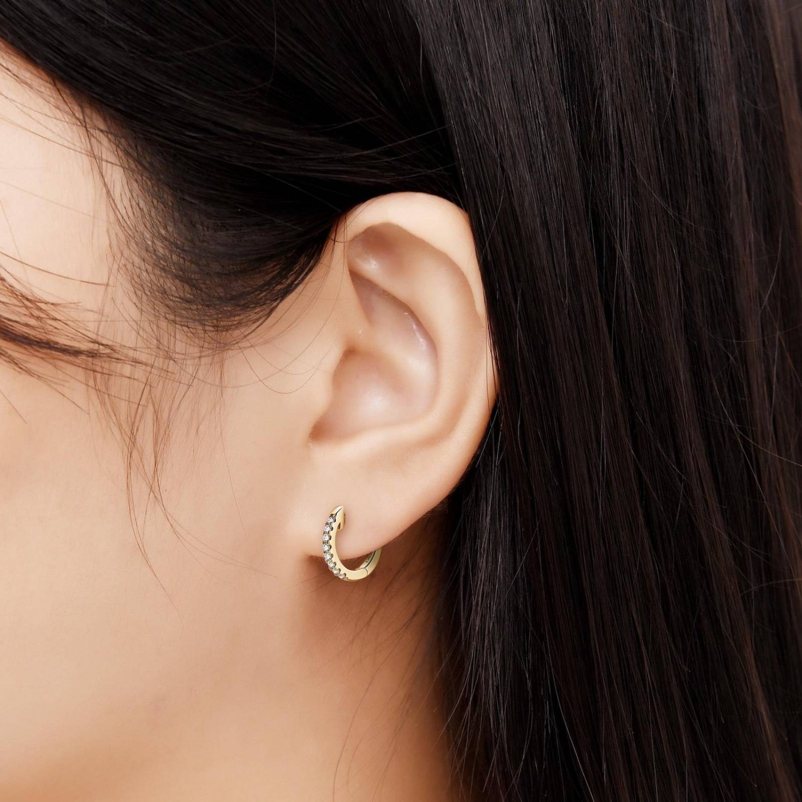 Aretes de Plata 925 y Baño de Oro 18k Aros con Moissanita 