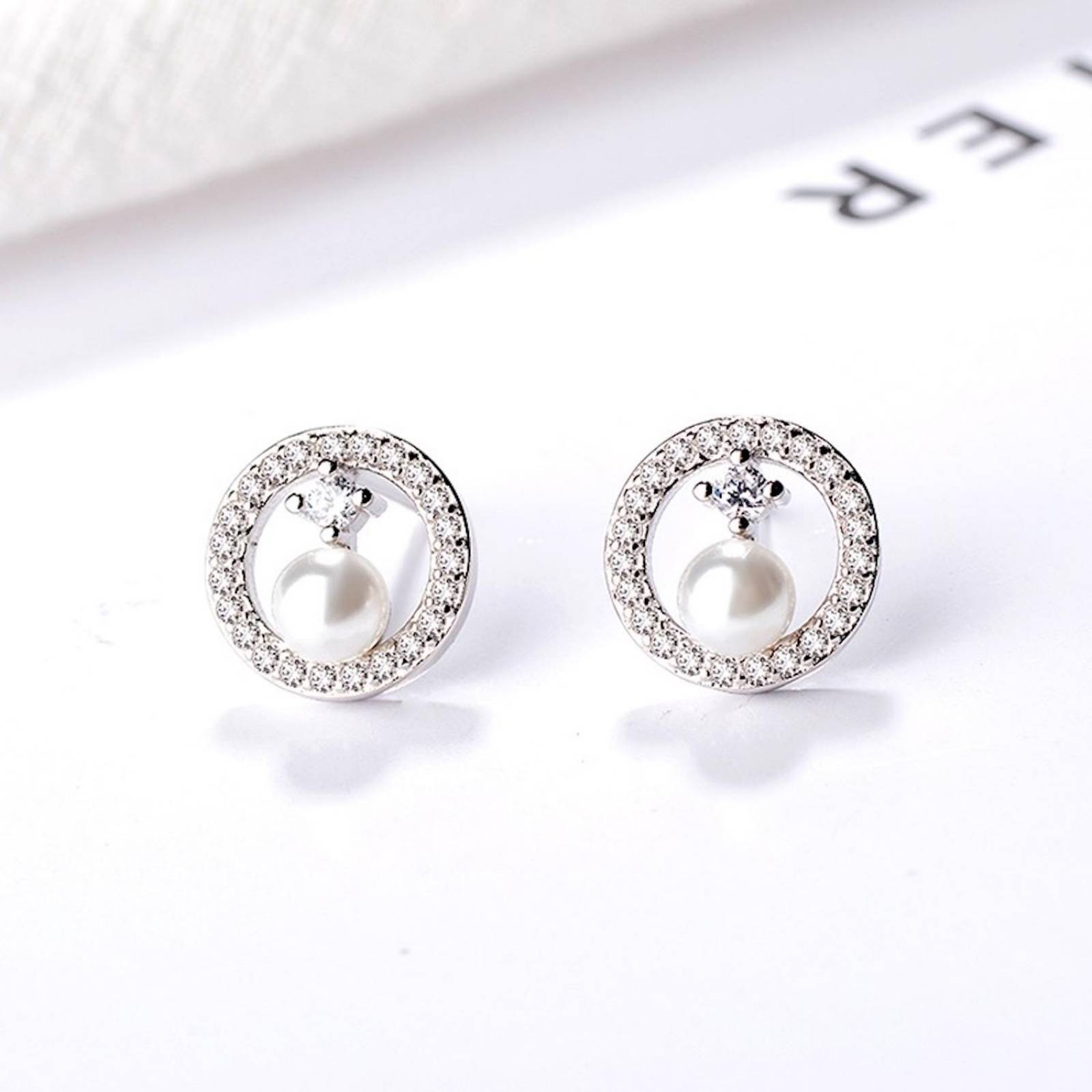 Aretes de Plata 925 Zirconias y Perlas Blancas Círculos 