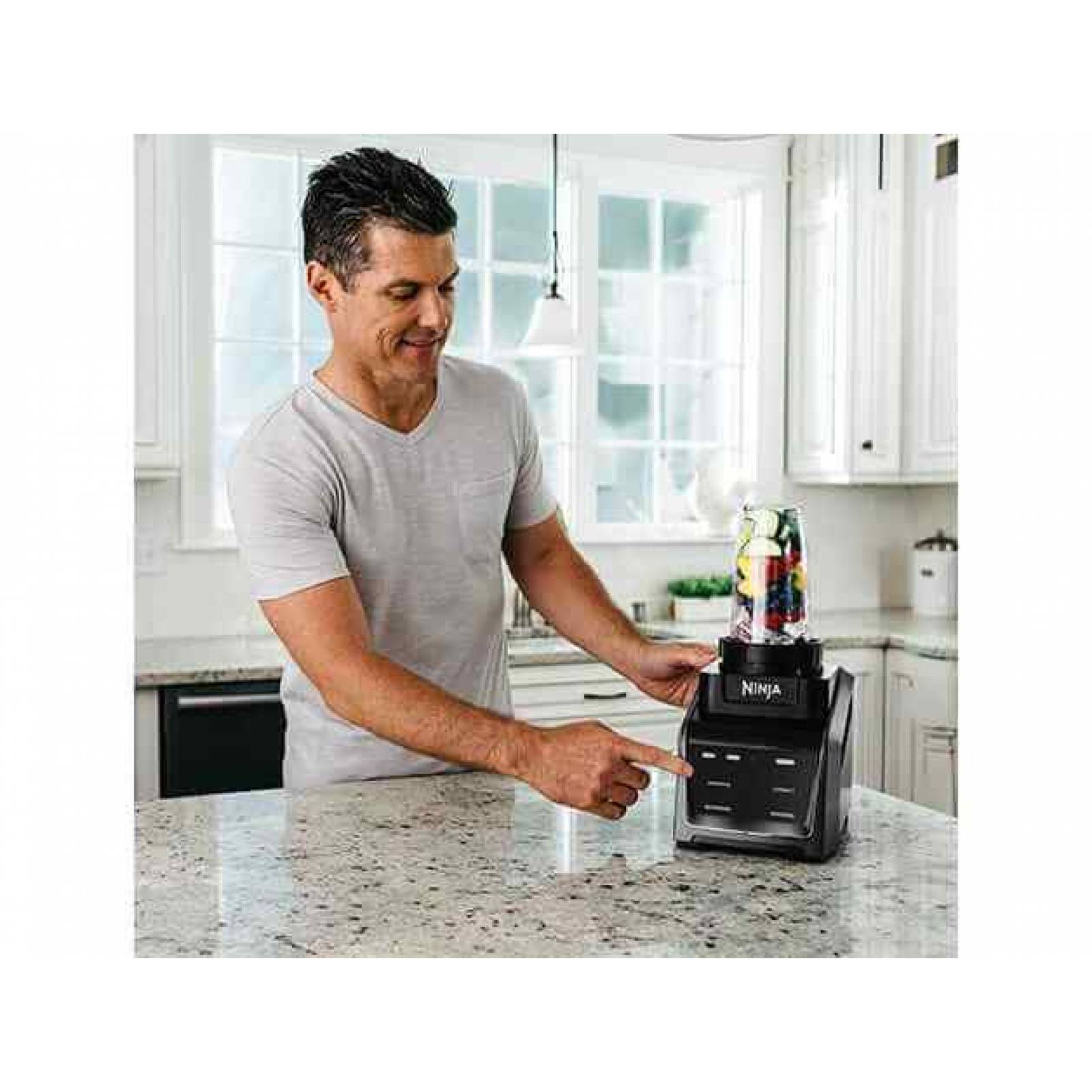 Licuadora Ninja Professional DUO Auto iQ CT641   19 hp