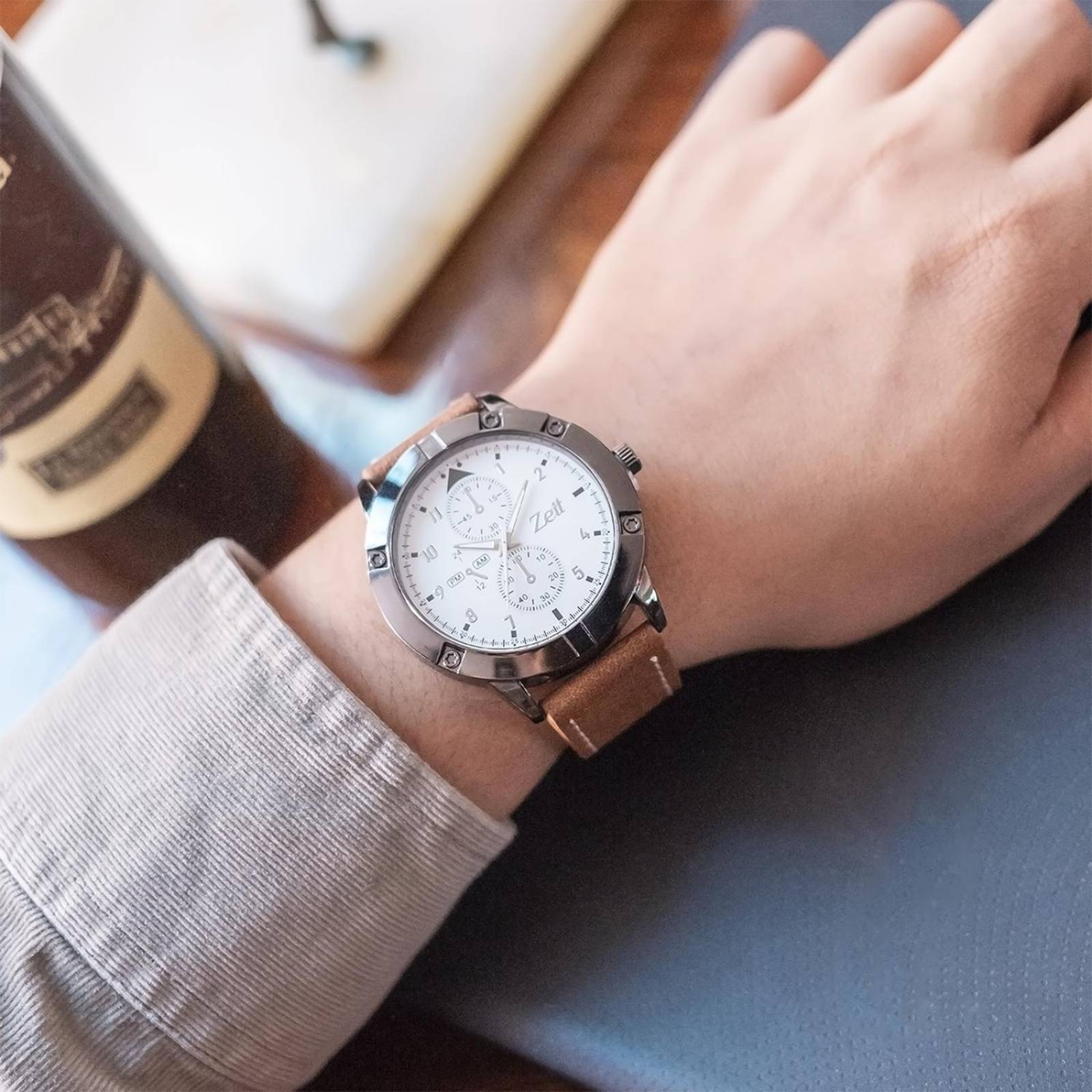 Reloj Análogo Zeit Casual Hombre Extensible Tacto Piel Café 35 mm