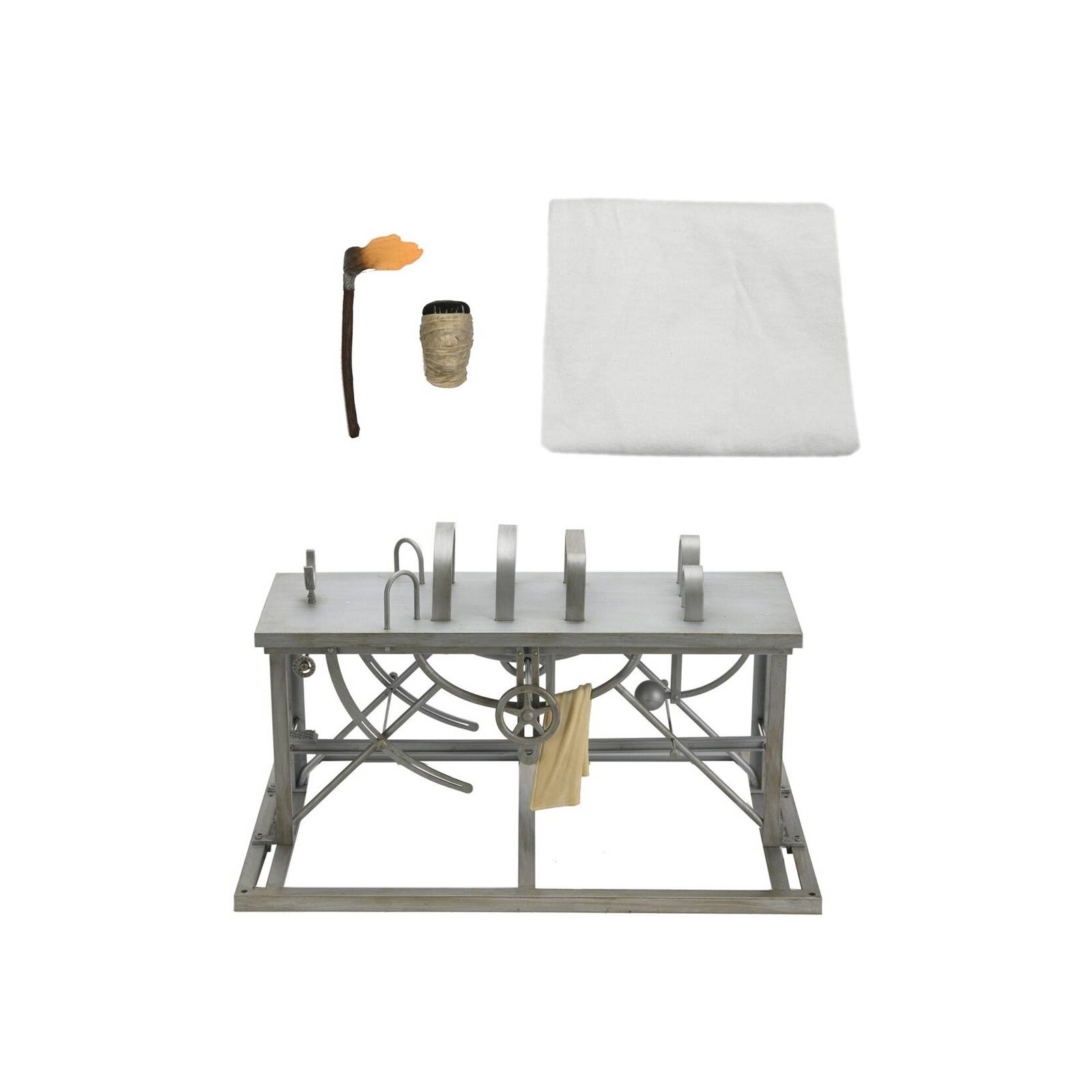 Neca Accessory: Universal Monsters Set Mesa de Frankenstein