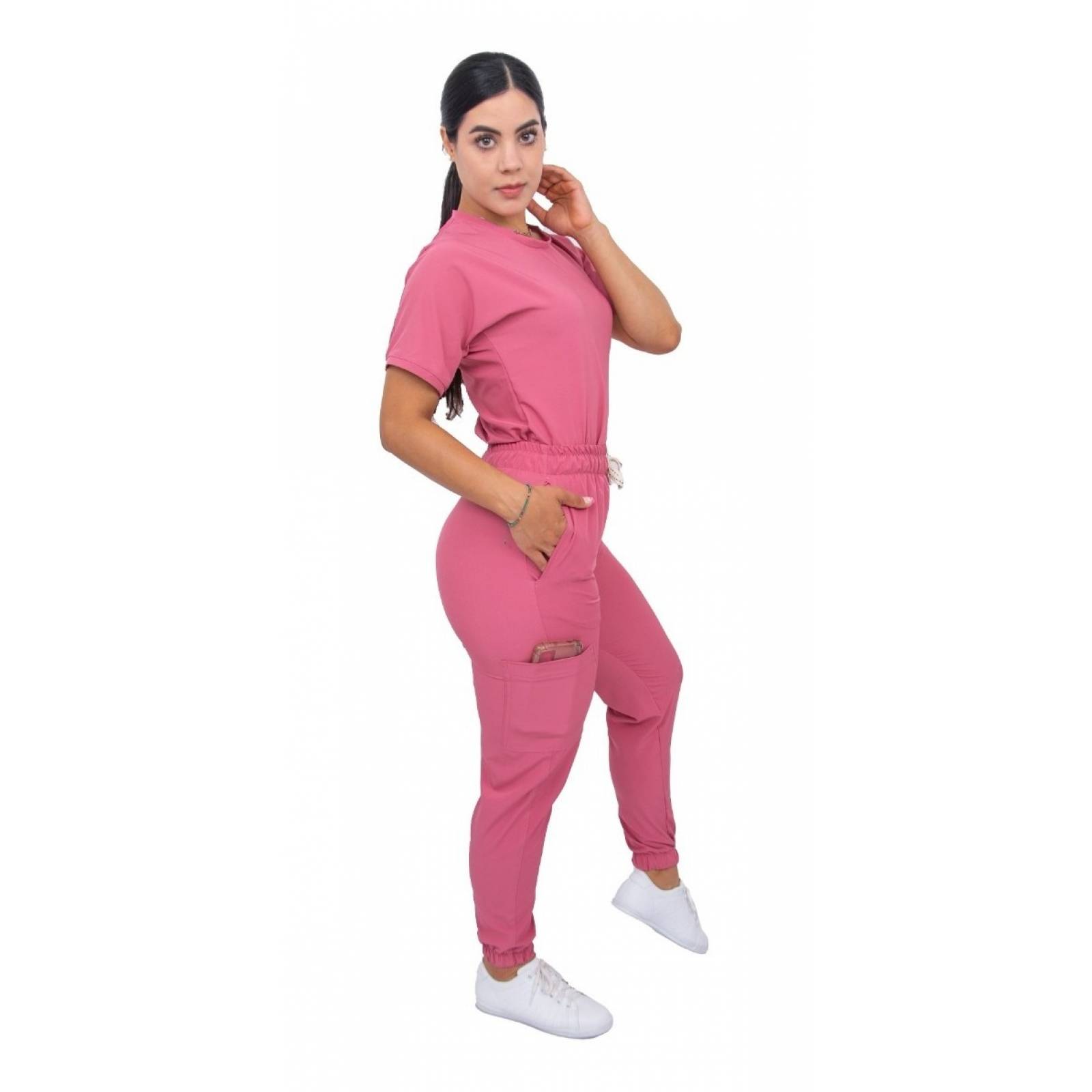Uniforme Quirúrgico Stretch Palo de Rosa Antifluidos Mujer Jogger Scrubs del Cupatitzio