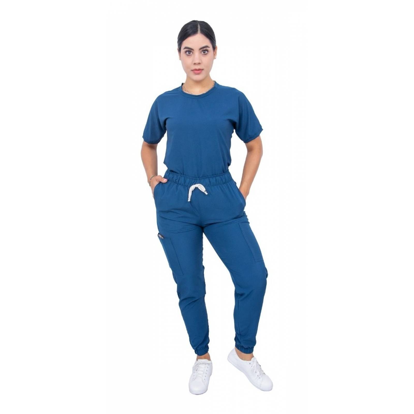 Uniforme Quirúrgico Stretch Azul Petróleo Antifluidos Mujer Jogger
