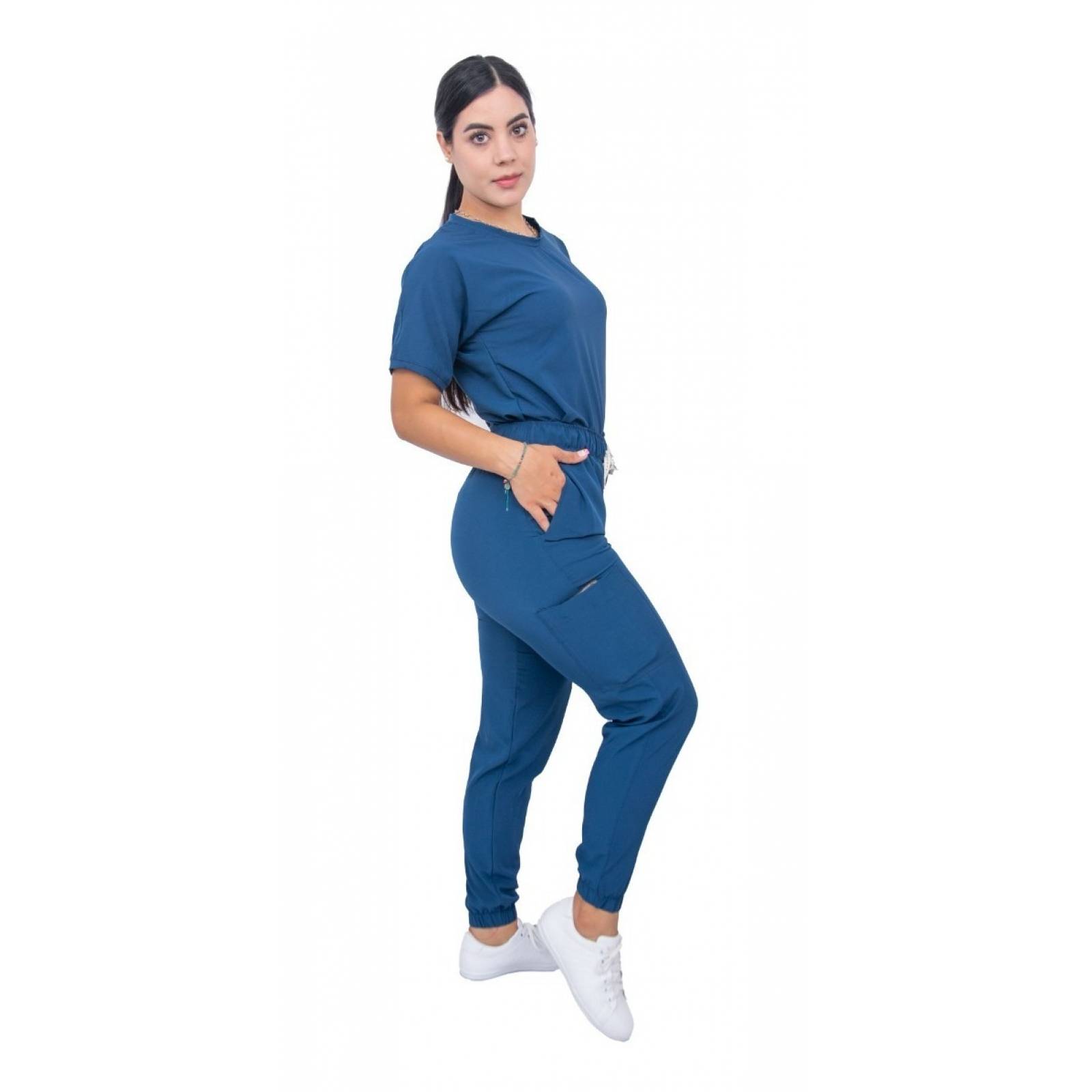 Uniforme Quirúrgico Stretch Azul Petróleo Antifluidos Mujer Jogger Scrubs del Cupatitzio