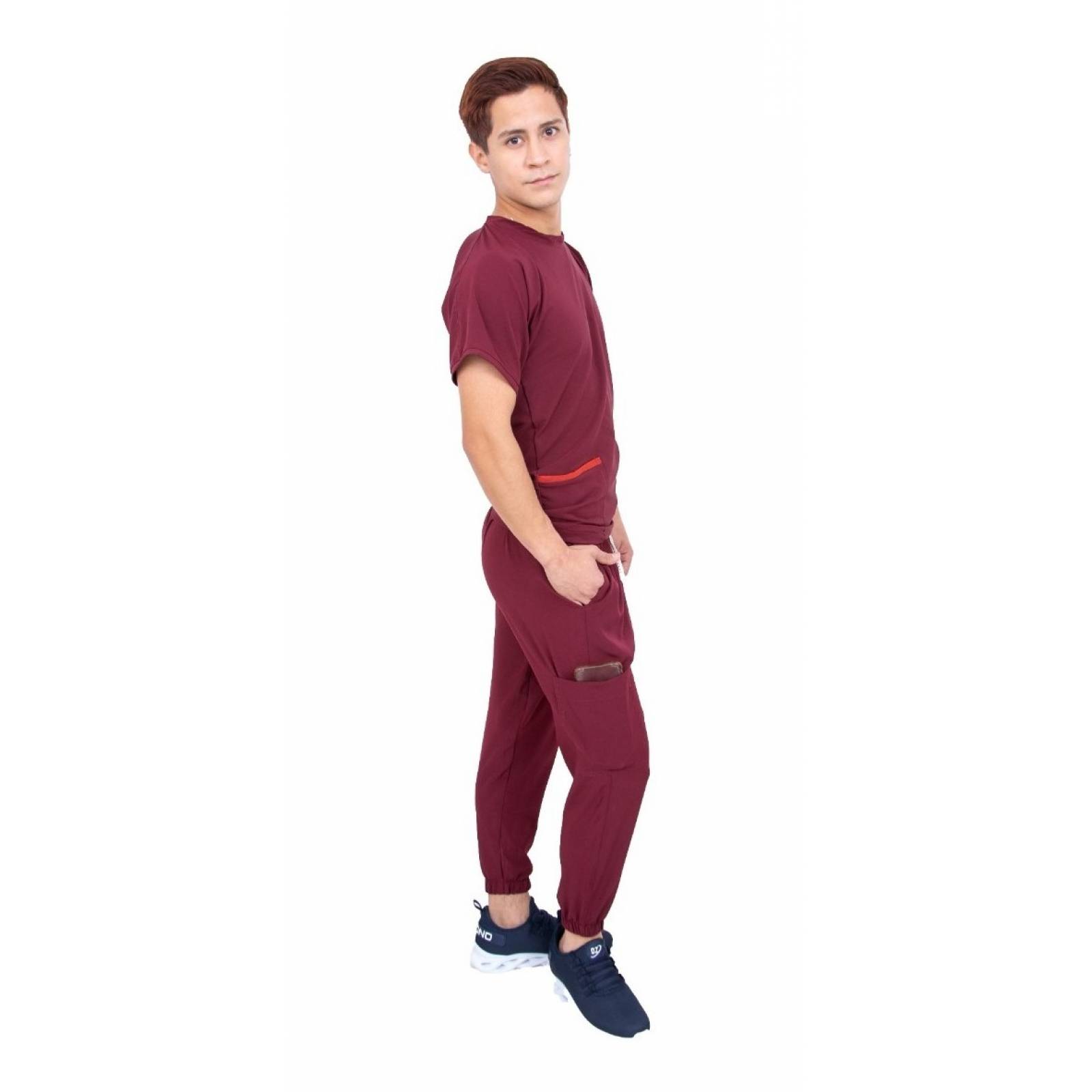 Traje Quirúrgico Hombre Vino Jogger Antifluidos Scrubs del Cupatitzio