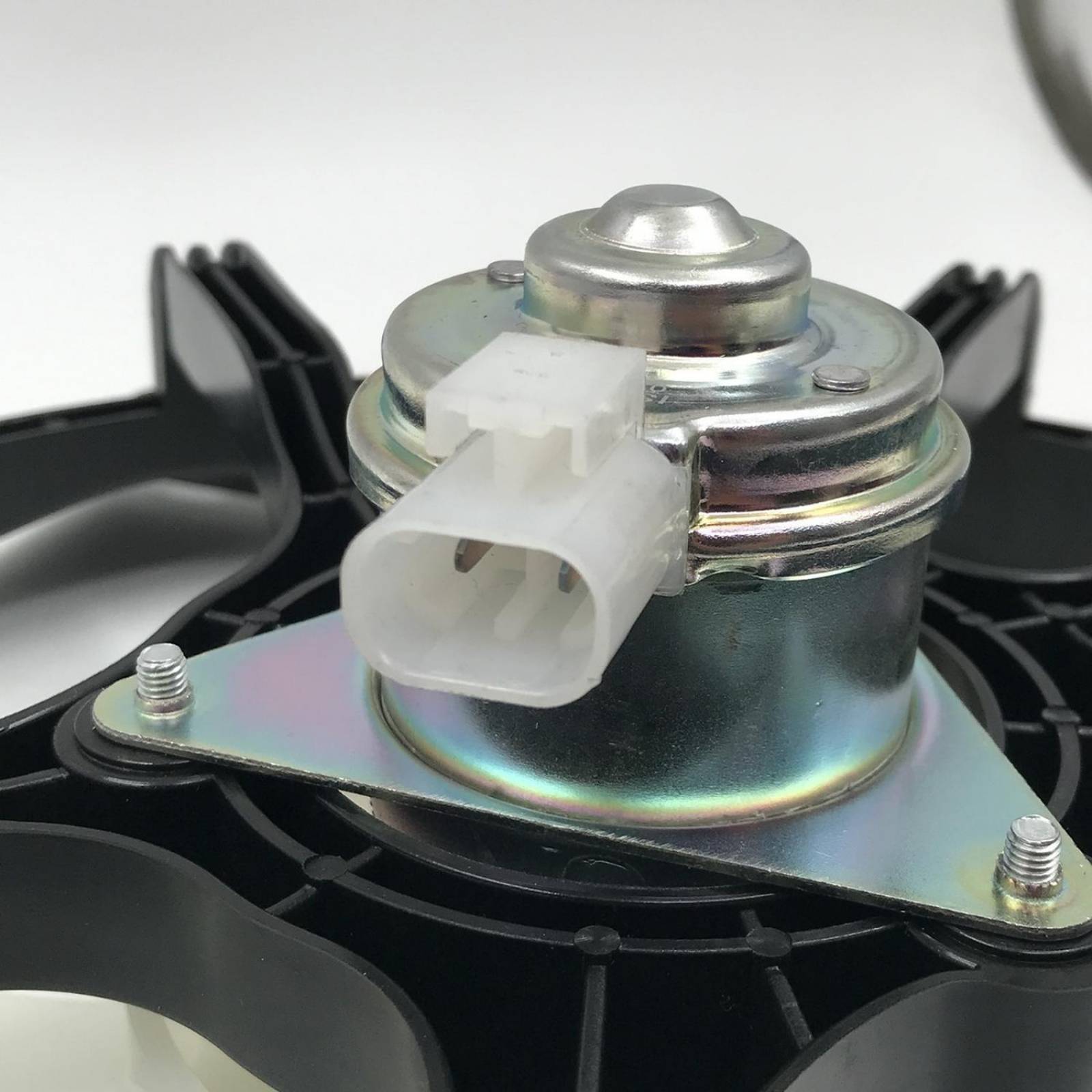 Motoventilador Sin Aire ISAKA MMNN0101 