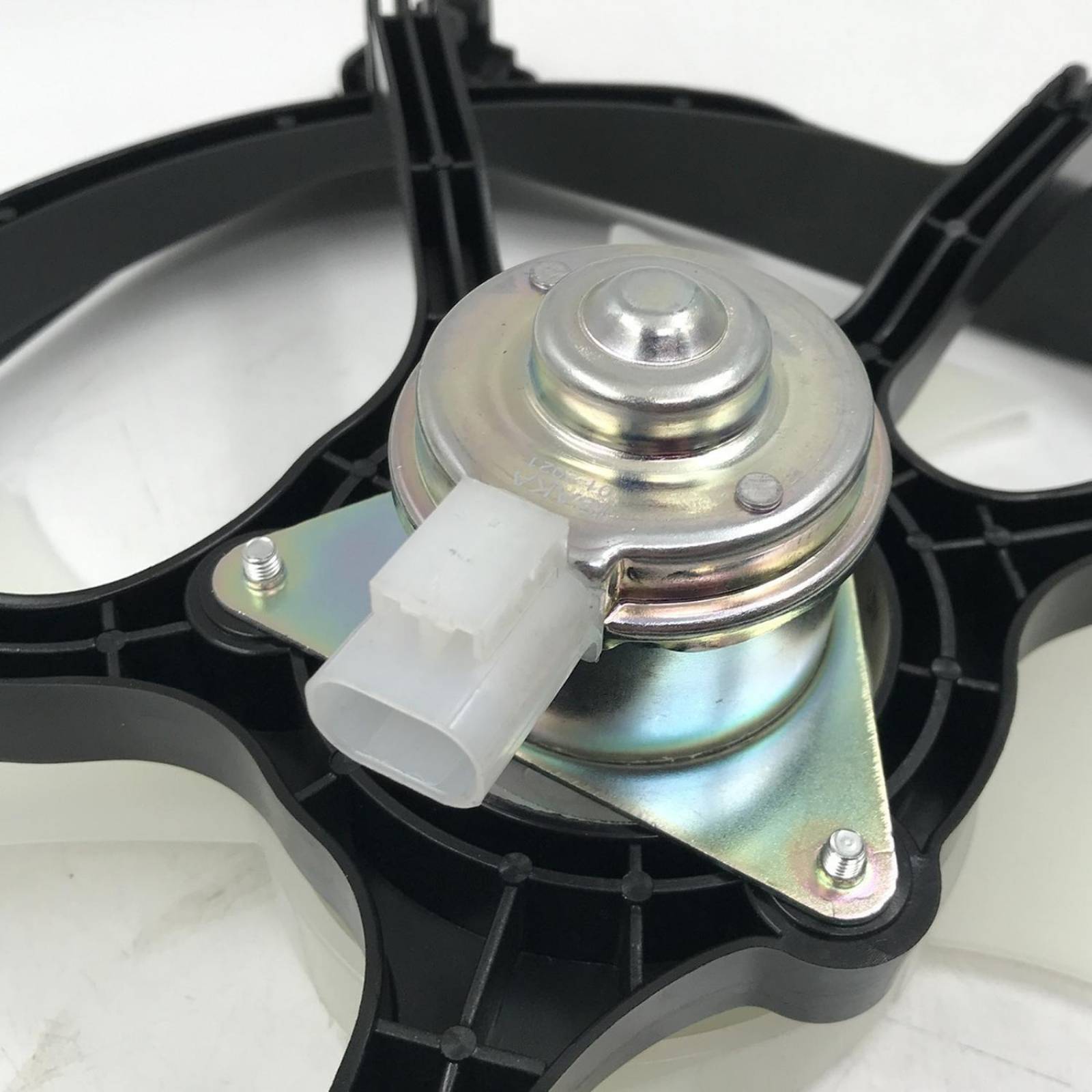 Motoventilador Sin Aire ISAKA MMNN0101 