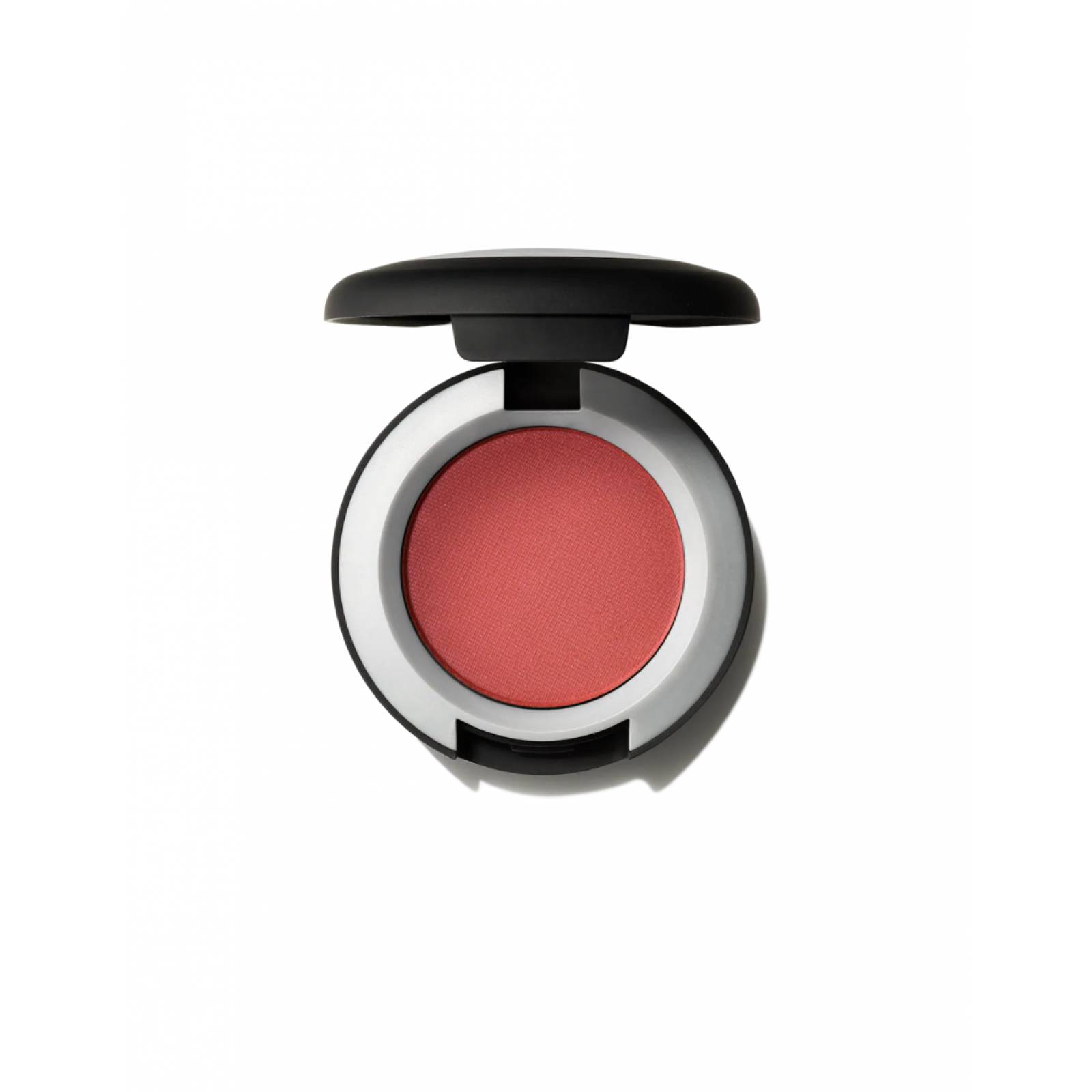 Sombra de Ojos Mate Powder Kiss Devoted to Chili. Mac Cosmetics