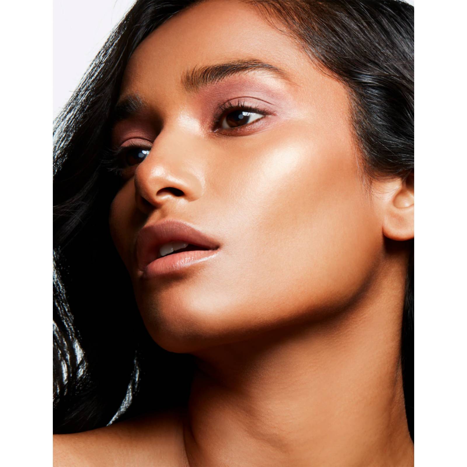 Iluminador MAC Mineralize Skinfinish Cheeky Bronze