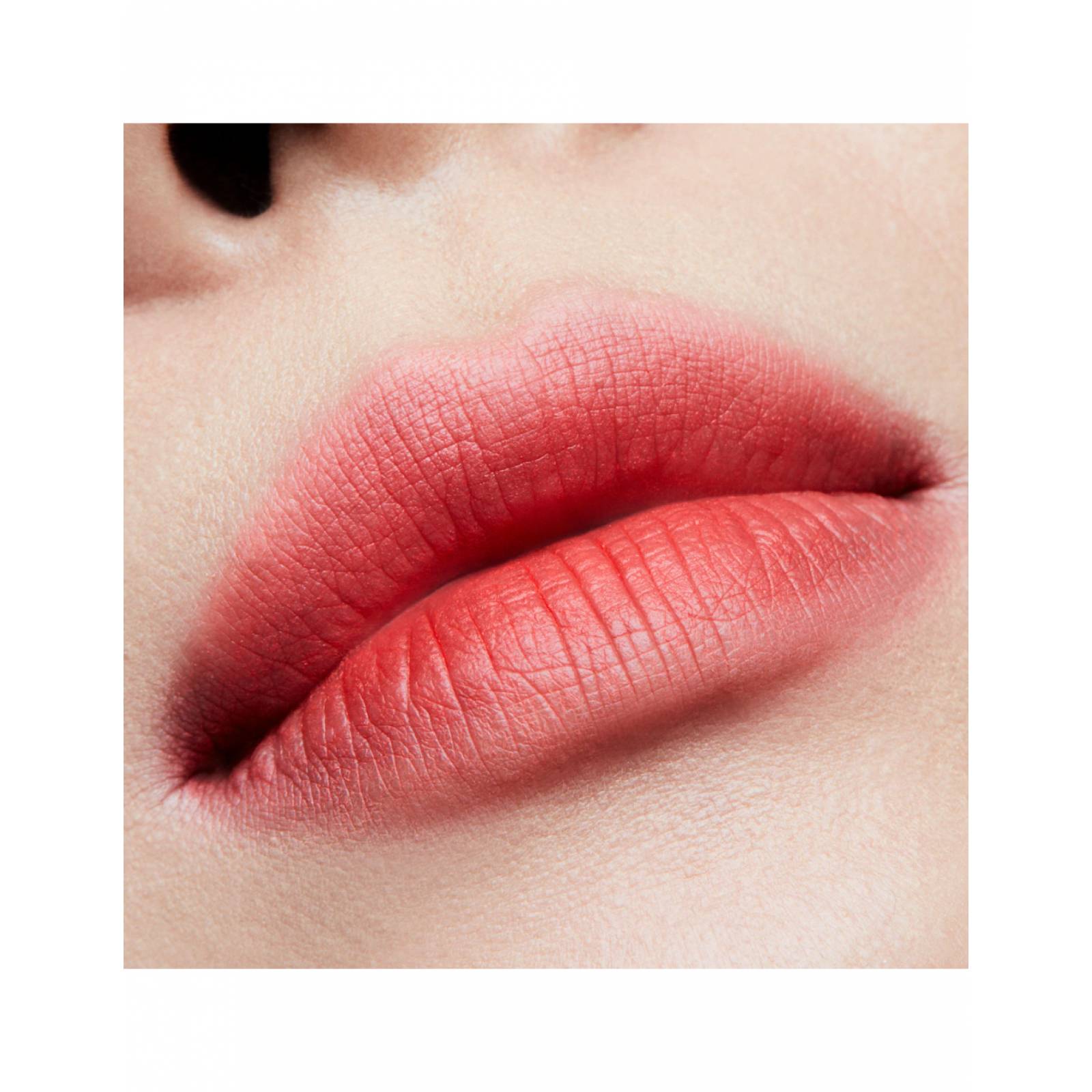 Labial MAC Powder Kiss Lipstick Mandarin O