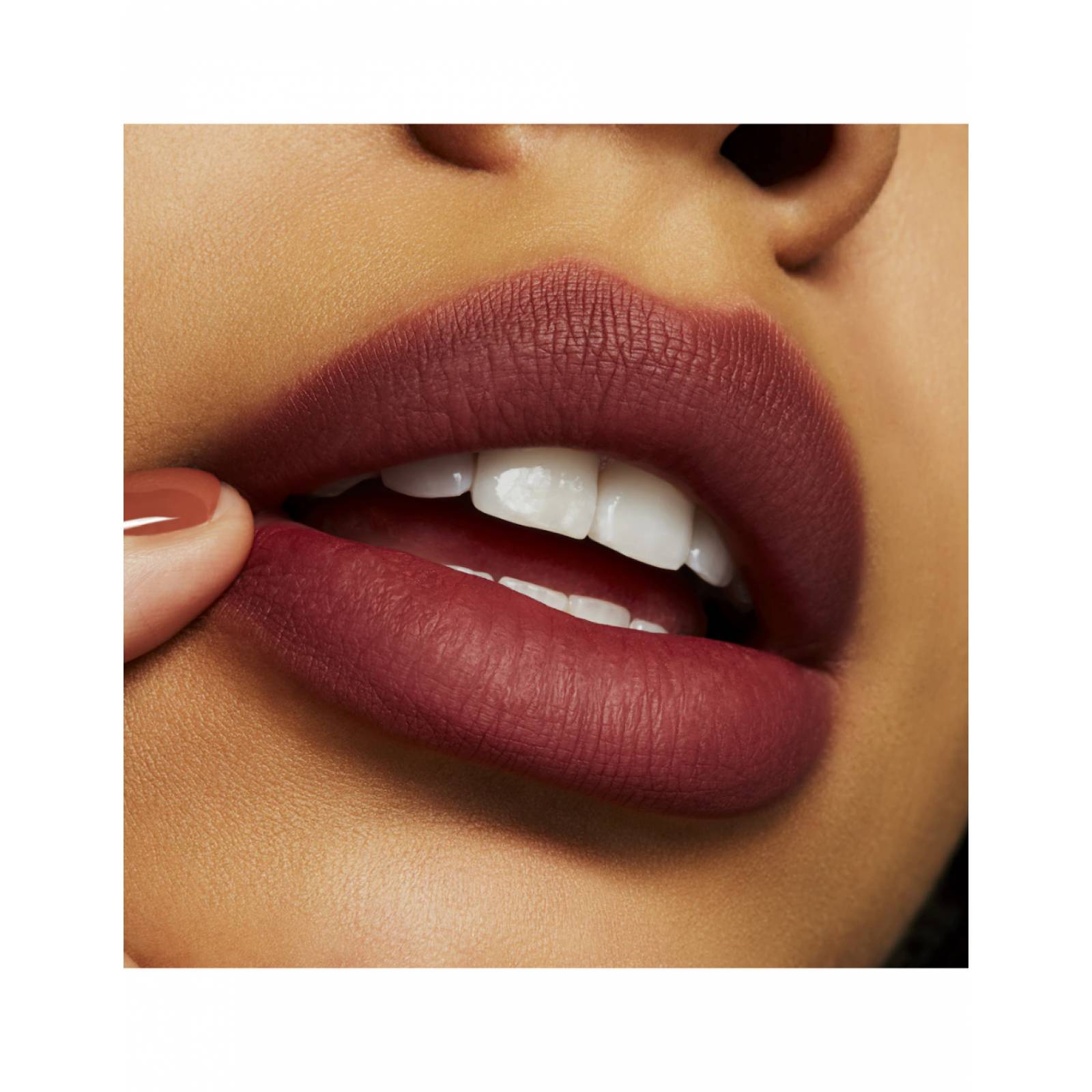 Labial MAC Powder Kiss Lipstick Kinda Soar-Ta