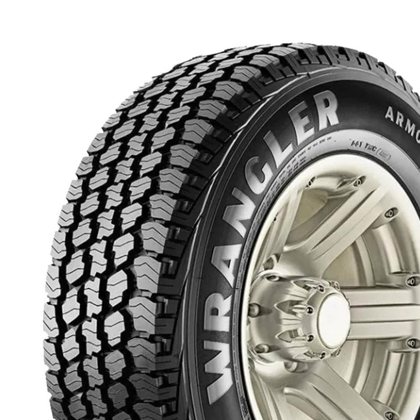 Paquete de 2 Llantas 235/75 R15 GOODYEAR WRANGLER ARMORTRAC 109S