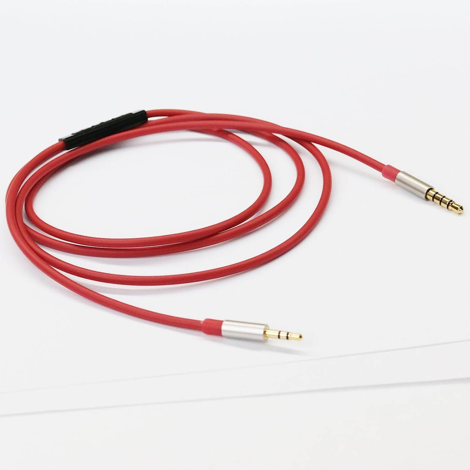 Cable Auxiliar 3.5 Mm Con Micrófono Manos Libres Control 1 M Wi.130