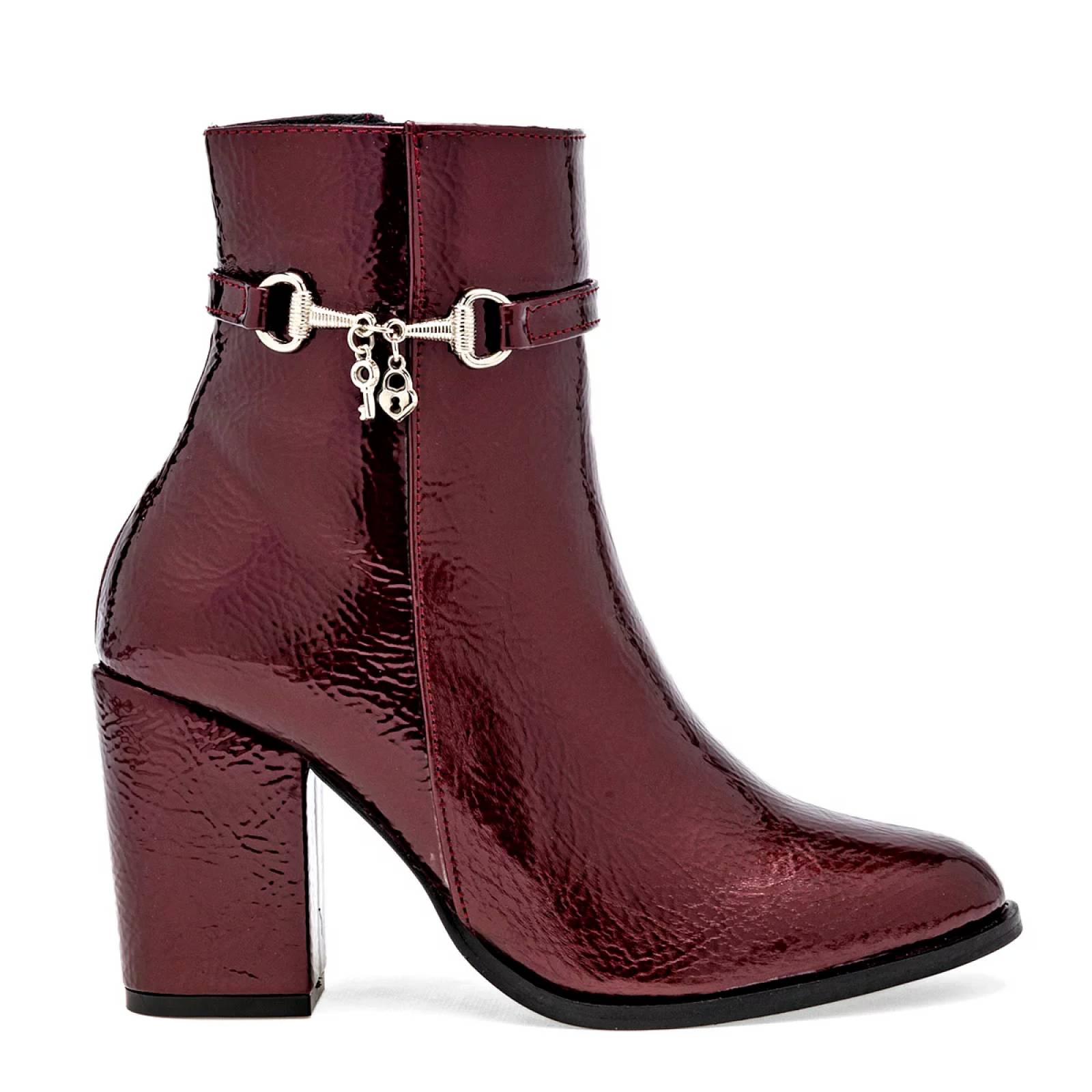 BOTIN CHAROL DE PUNTA Para Mujer Catalina 60231, Color Vino CE V7