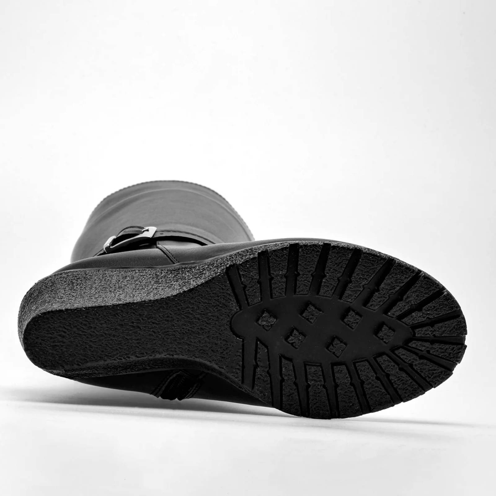 BOTA LARGA DE PLATAFORMA Para Mujer Catalina 8054, Color Negro CE V7