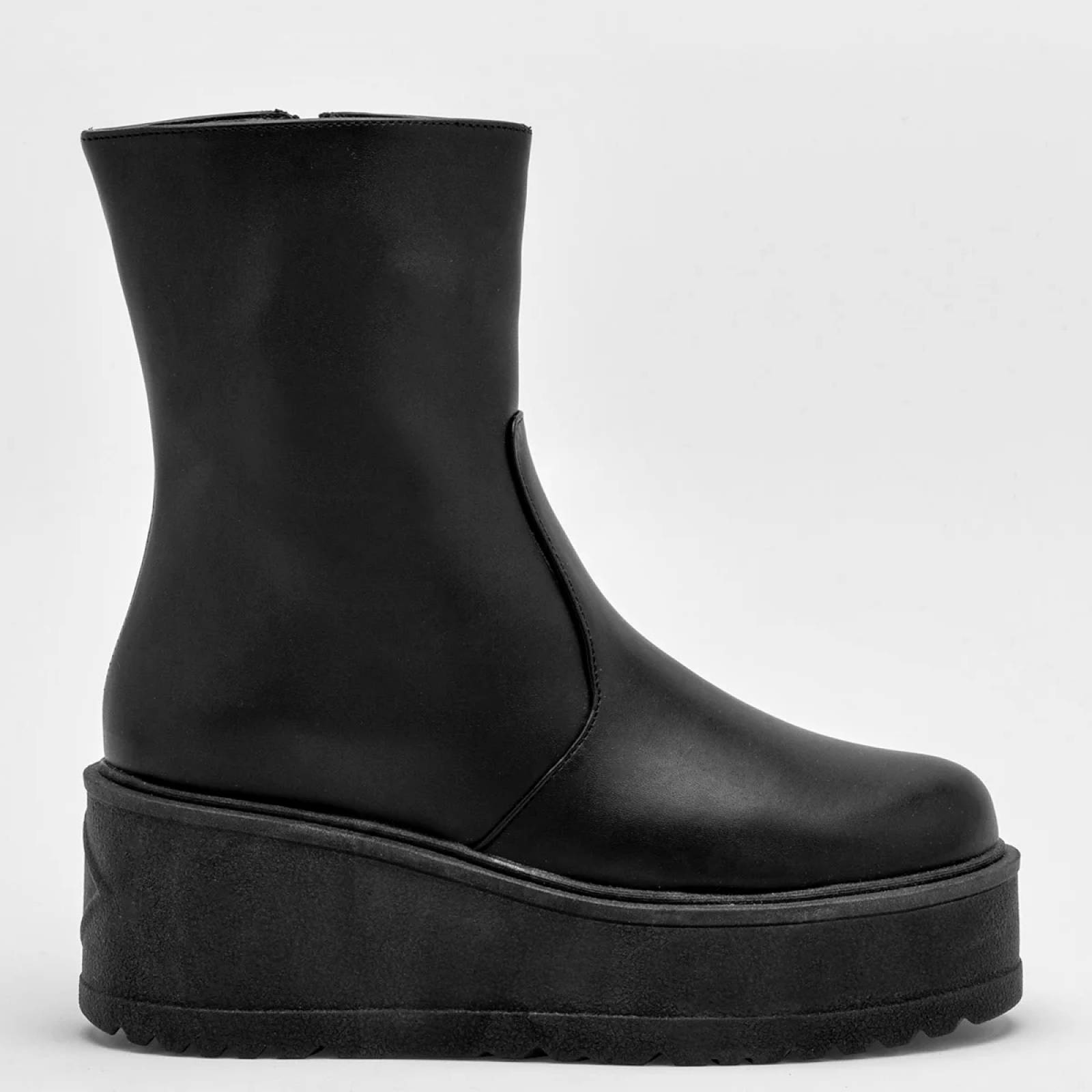 BOTA CHUNKY CON CIERRE Para Mujer Lady one NA1189, Color Negro CE V7