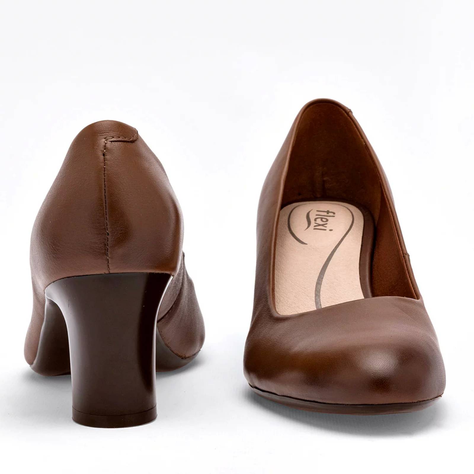 ZAPATILLA CERRADA TACON CUADRADO Para Mujer Flexi 124401, Color Cafe CE V7