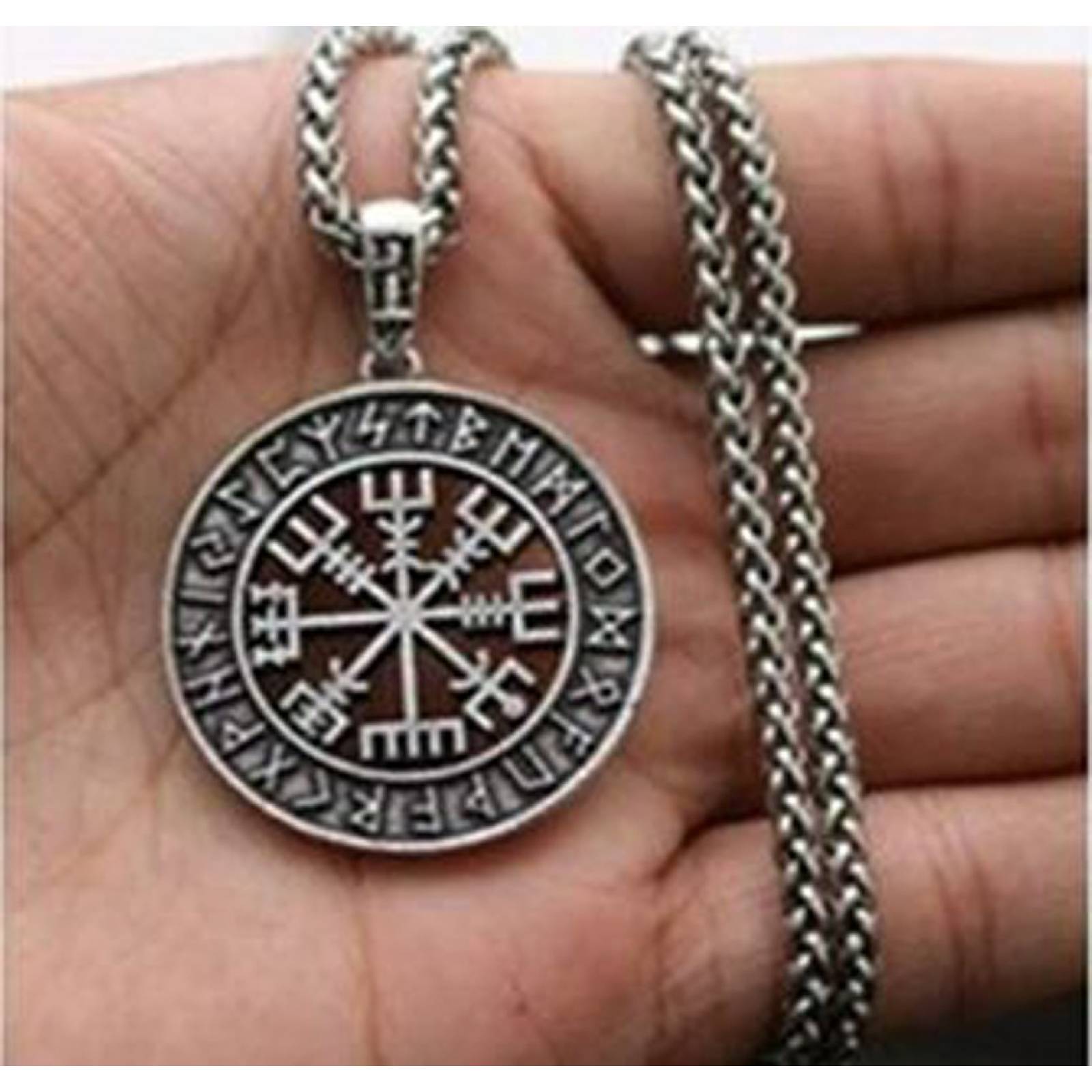 Dije Runas Brújula Vikinga Vegvisir Nórdico Acero Cadena
