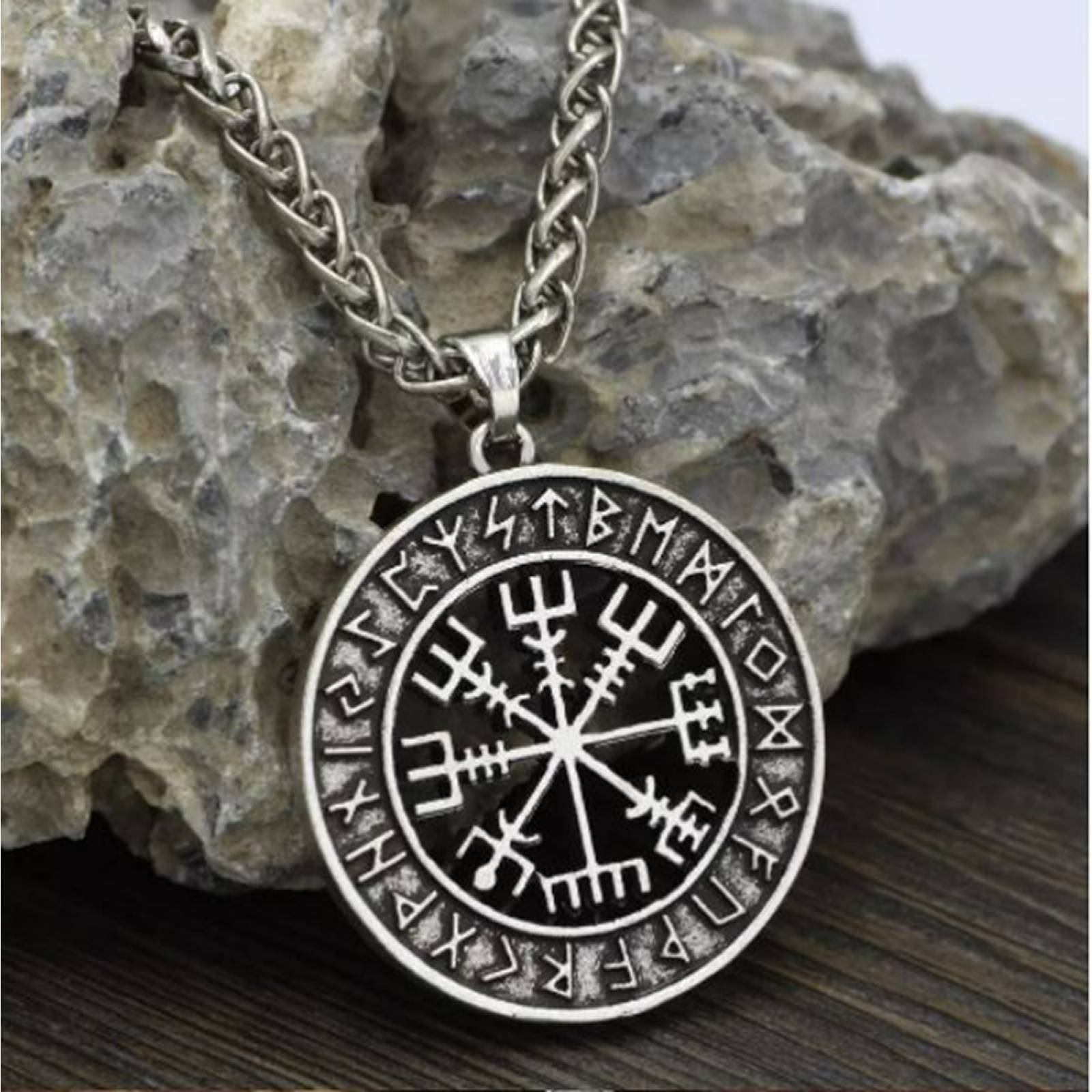 Dije Runas Brújula Vikinga Vegvisir Nórdico Acero Cadena