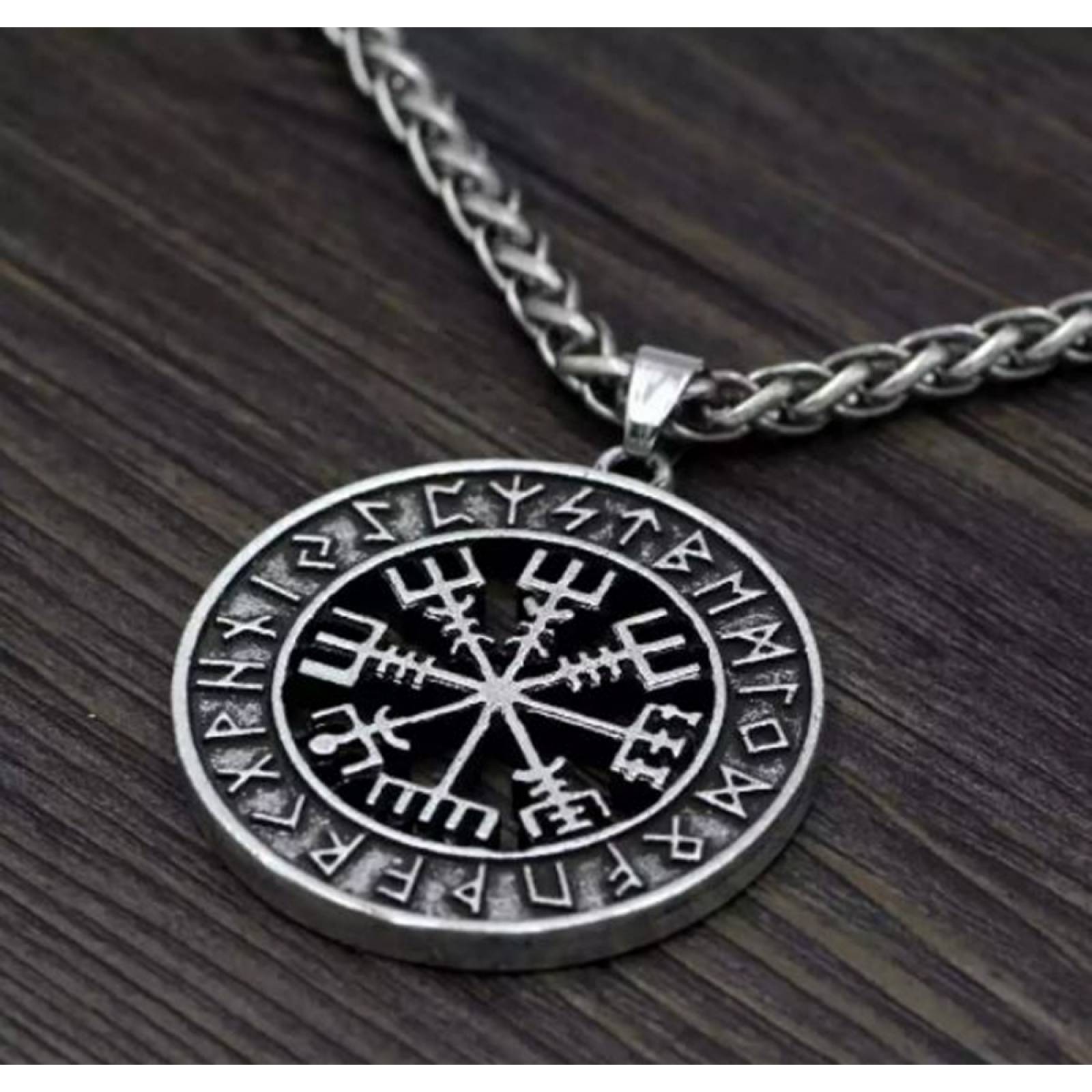 Dije Runas Brújula Vikinga Vegvisir Nórdico Acero Cadena