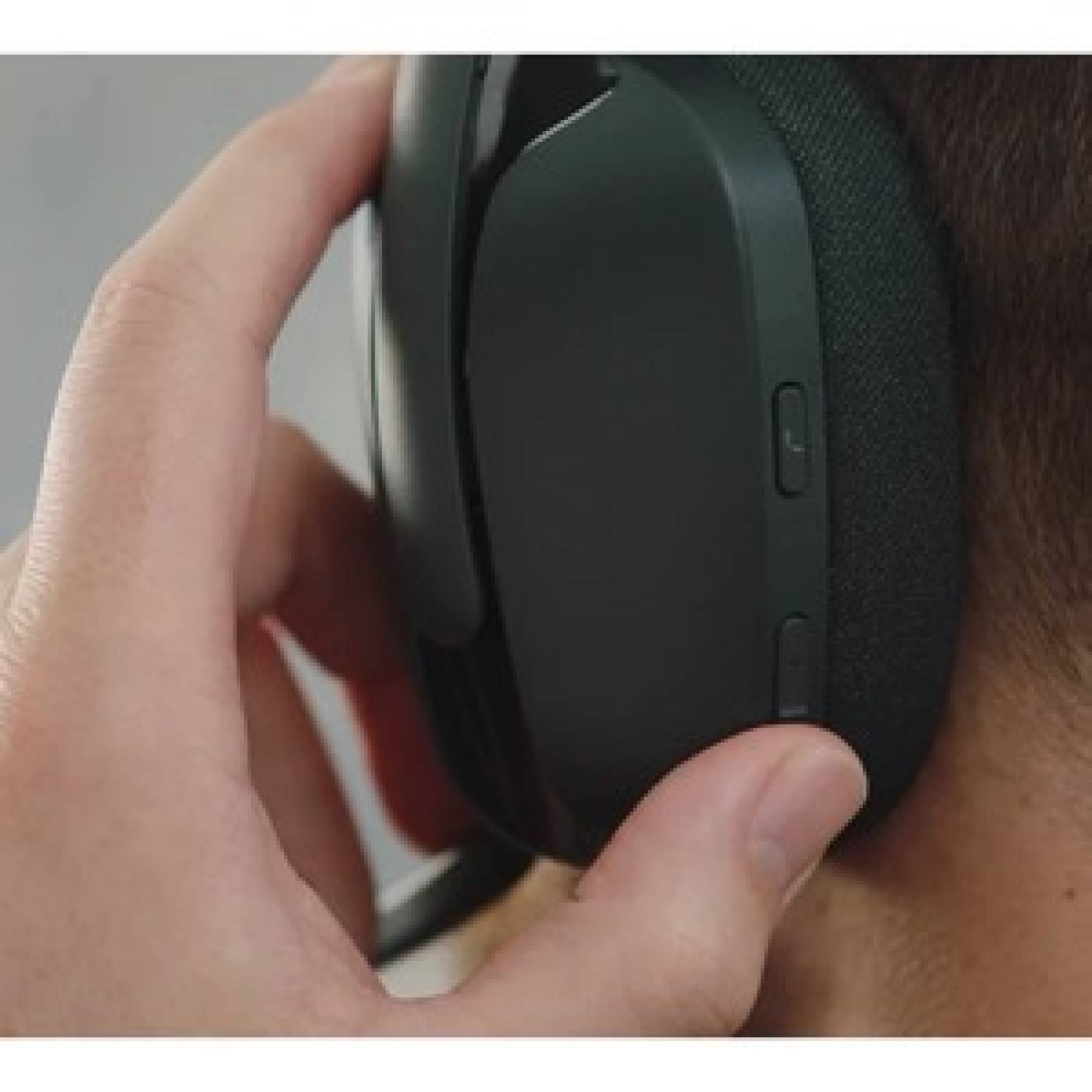 Logitech Auriculares Logitech Zone Vibe 125 Inalámbrico Sobre la oreja Estéreo - Grafito - Binaural - Cerrado - 3000cm -