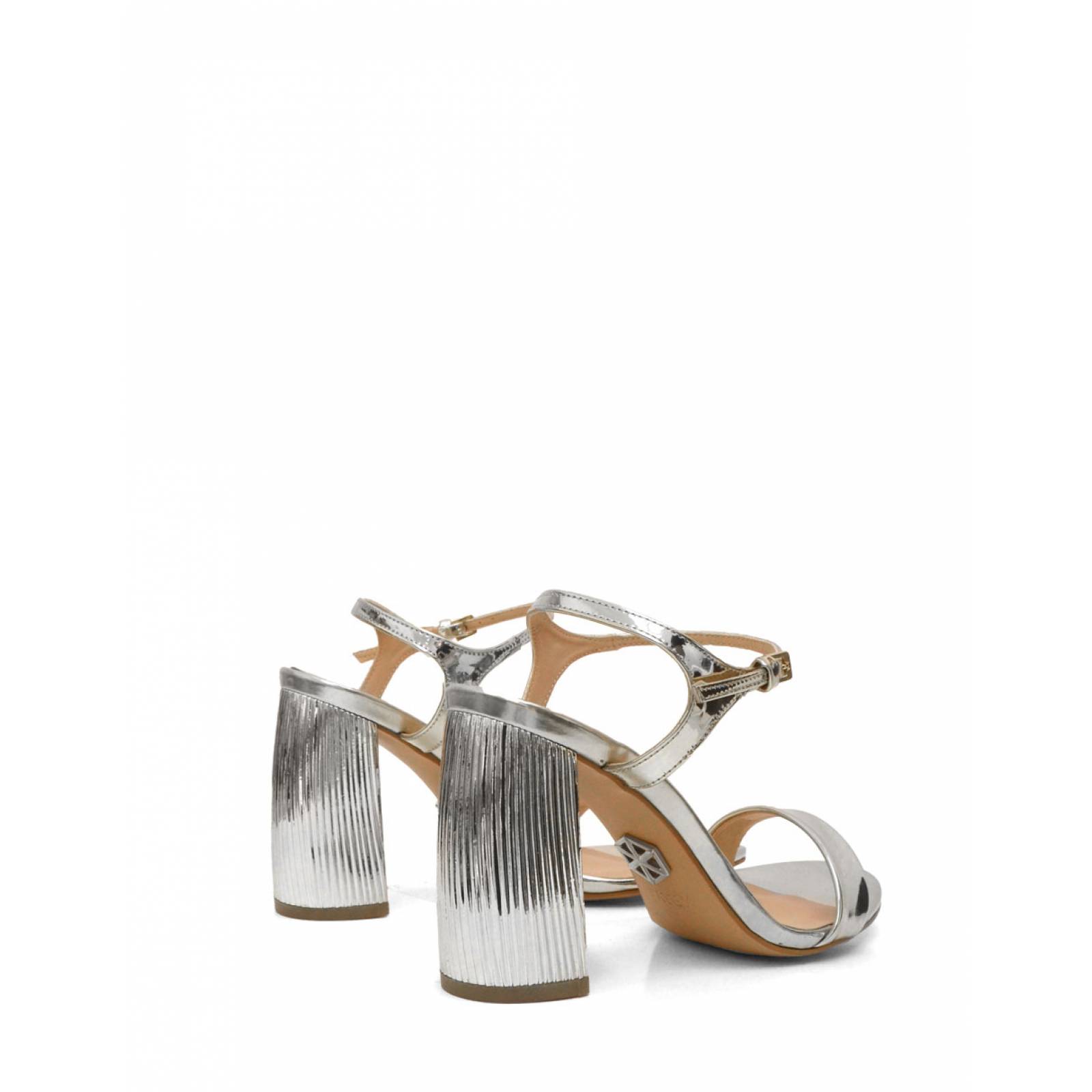 Sandalias Plateadas Fiesta Elegante con Plantillas Extra Confortables PATEY