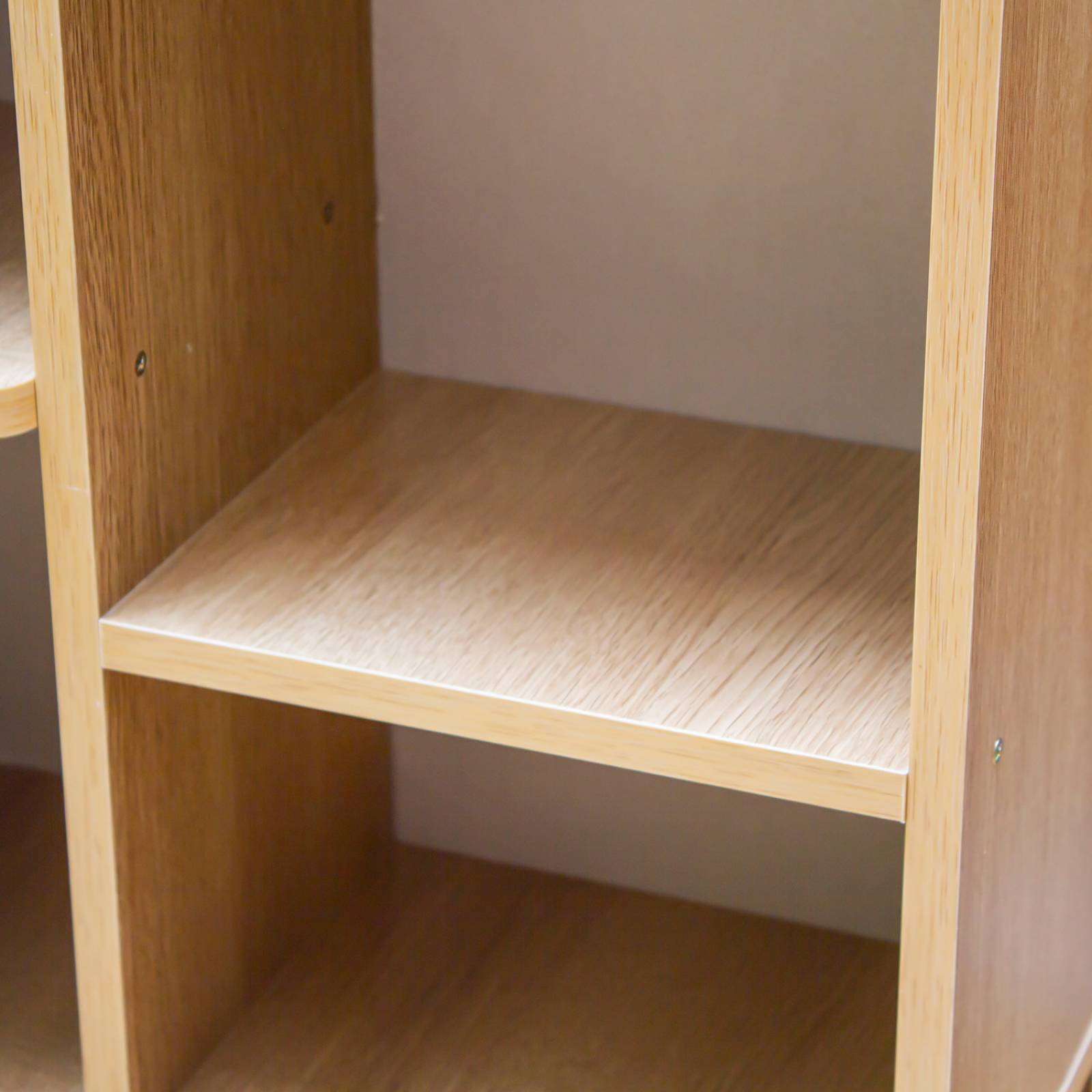 Escritorio Home Office con Repisas Bossa Rivia Avellana