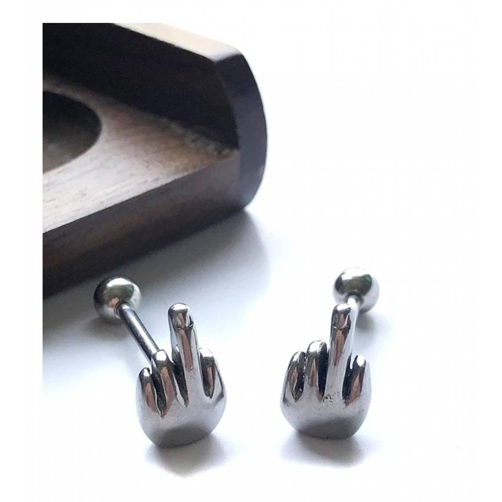 Piercing Para Lengua Mano Acero Quirúrgico