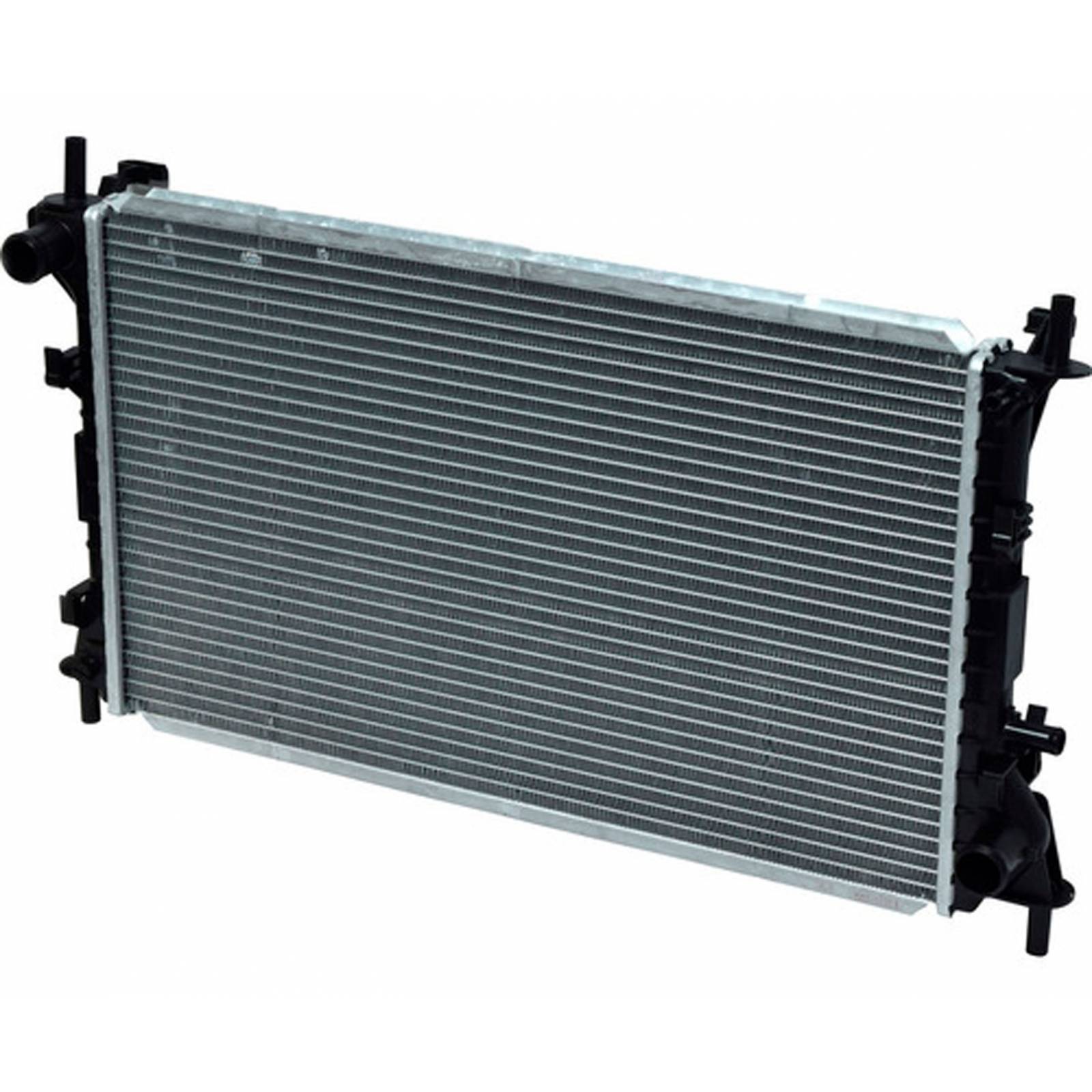 Radiador Ford Focus 2.0L L4 2000 2001 2002 2003 2004