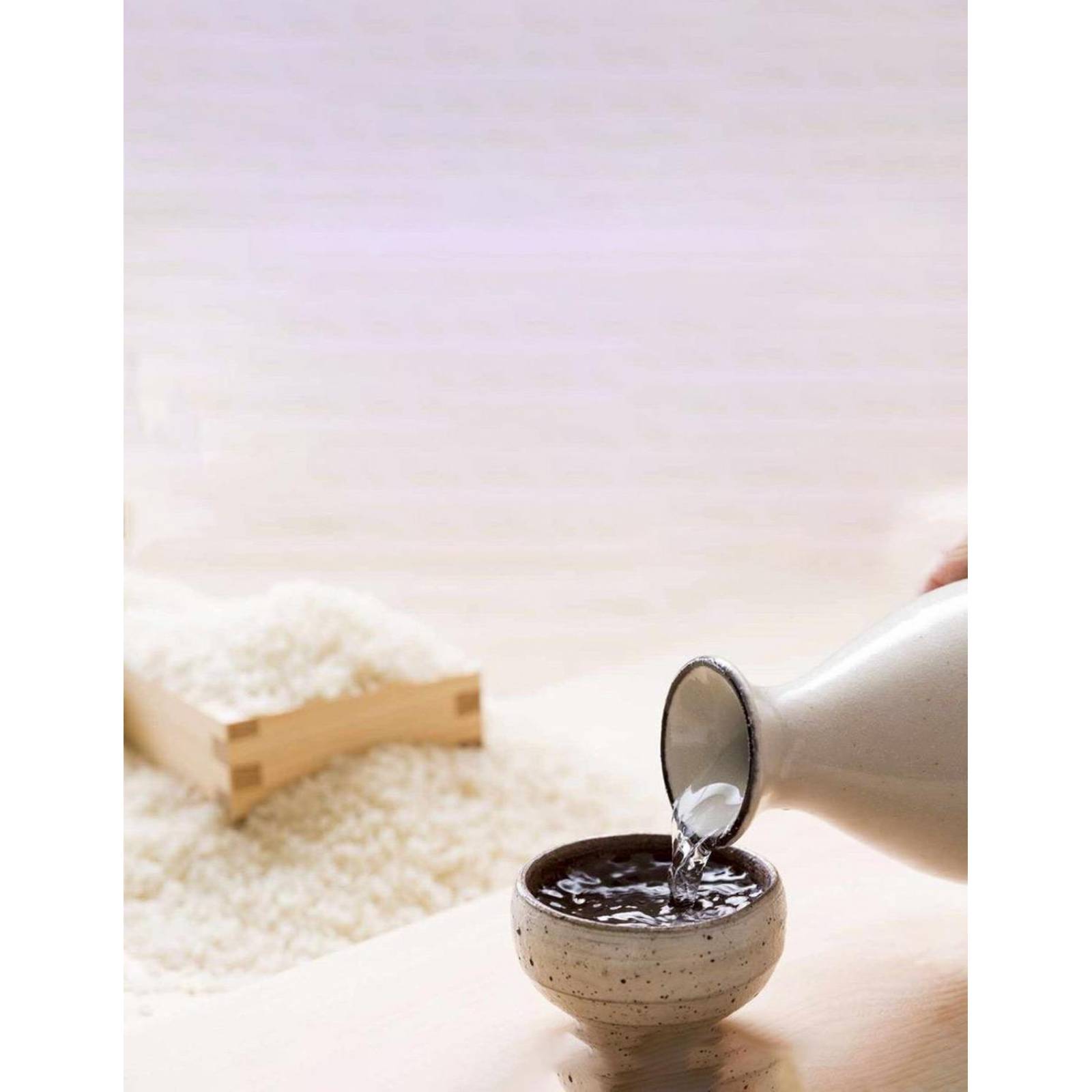 Vino de Arroz Nami Sake Junmai Ginjo 750 ml 