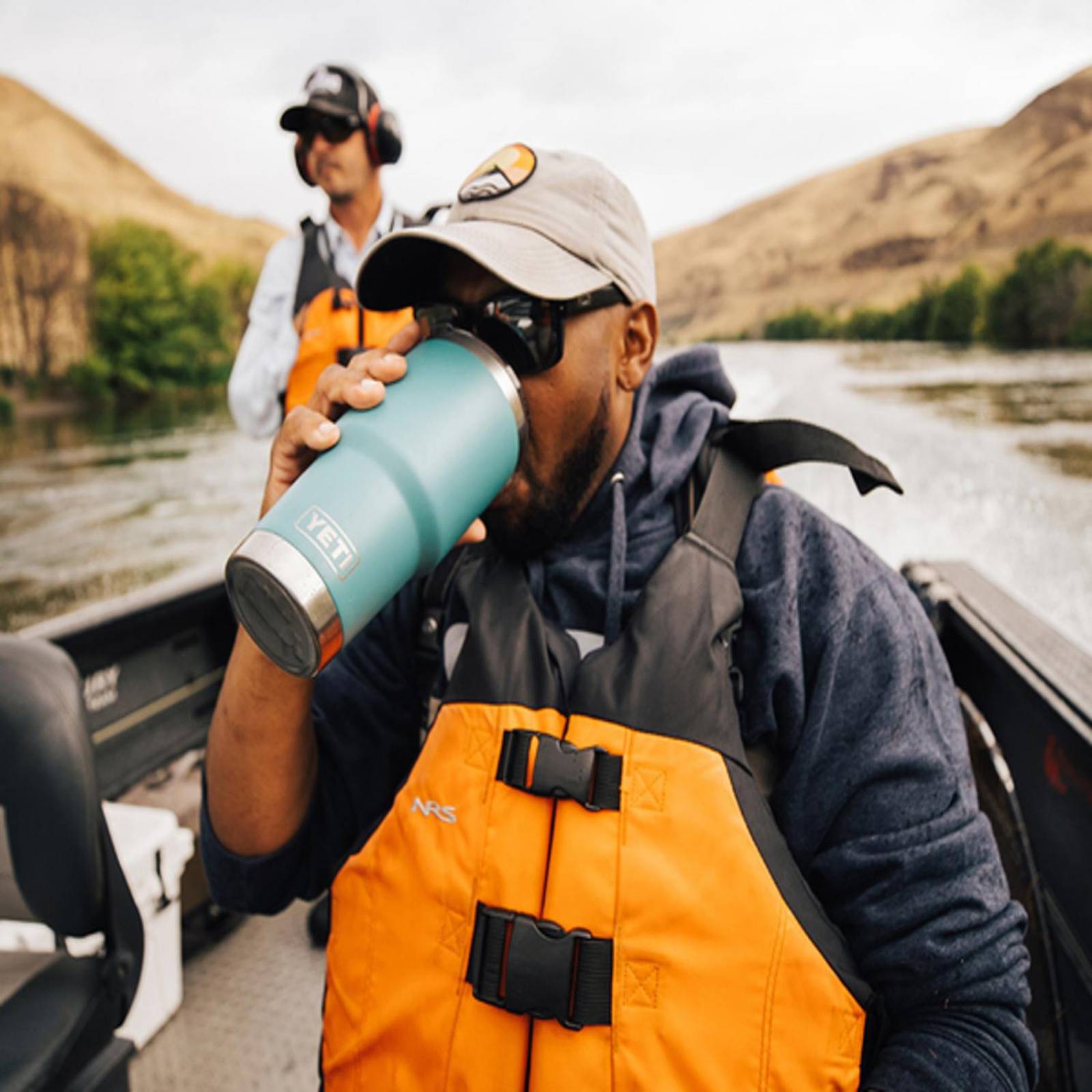 Termo Yeti Rambler 30 OZ con Magslider - Negro 