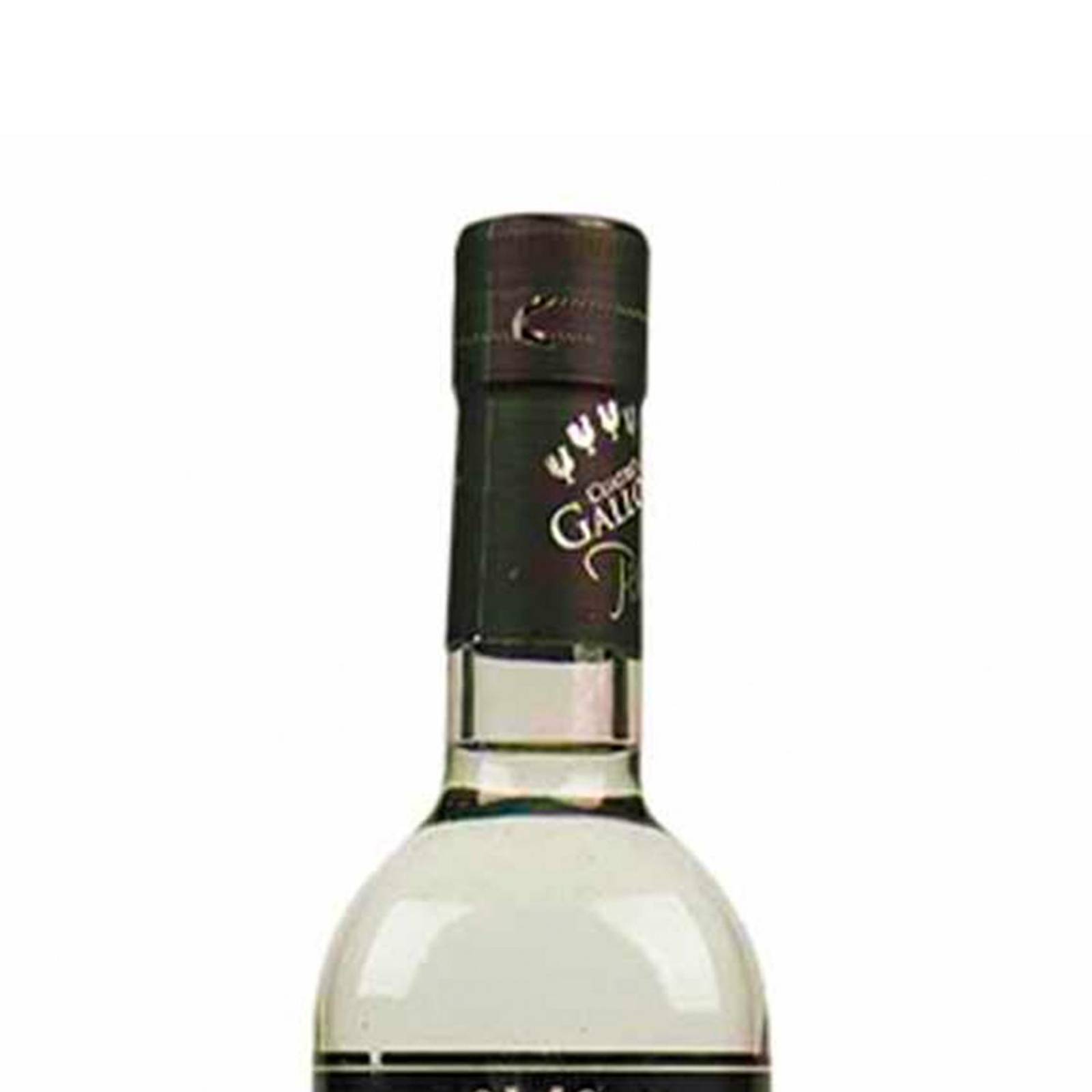 Paquete de 3 Pisco Cuatro Gallos Acholado 750 ml 