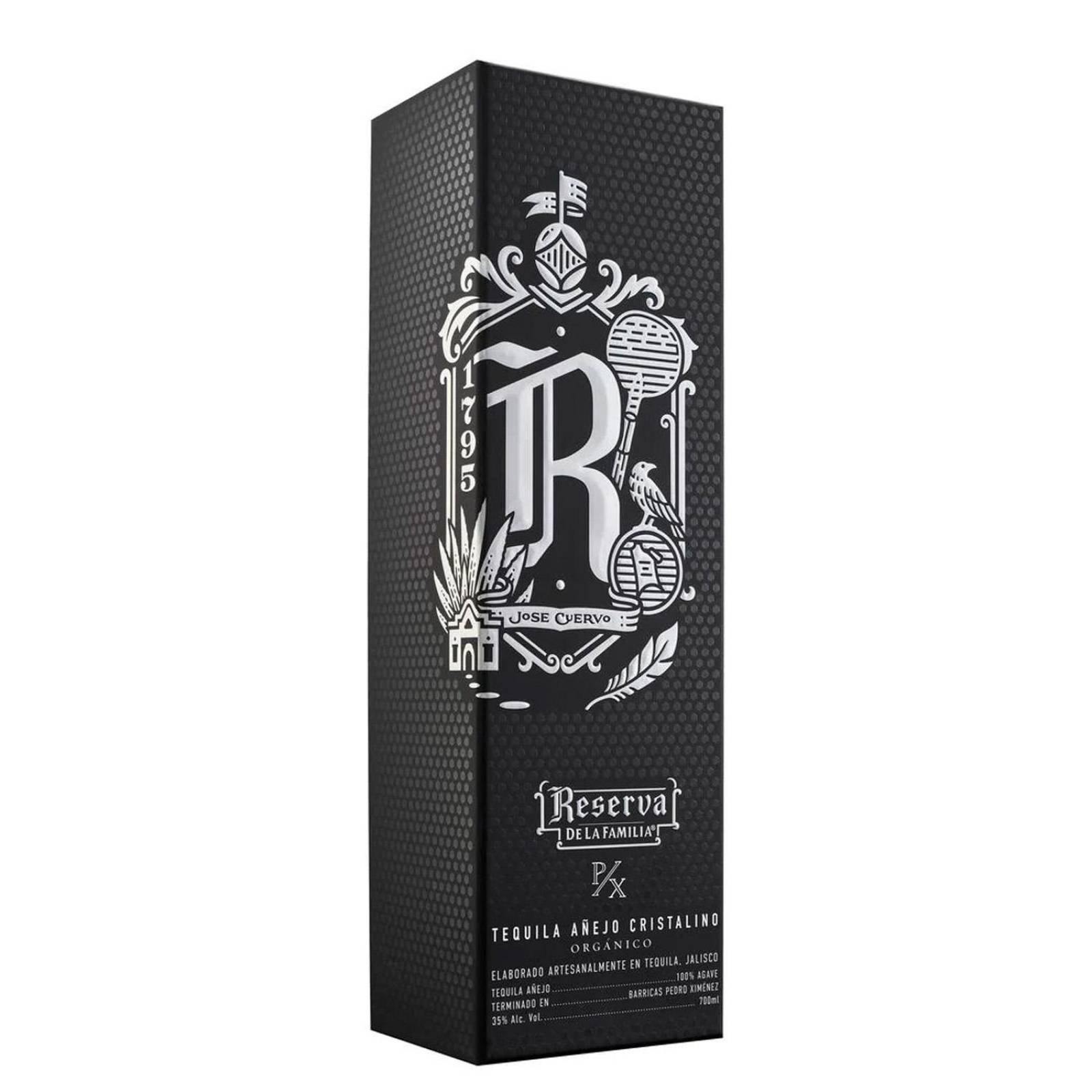 Paquete de 3 Tequila Jose Cuervo Reserva De La Familia Añejo Cristalino 700 ml 