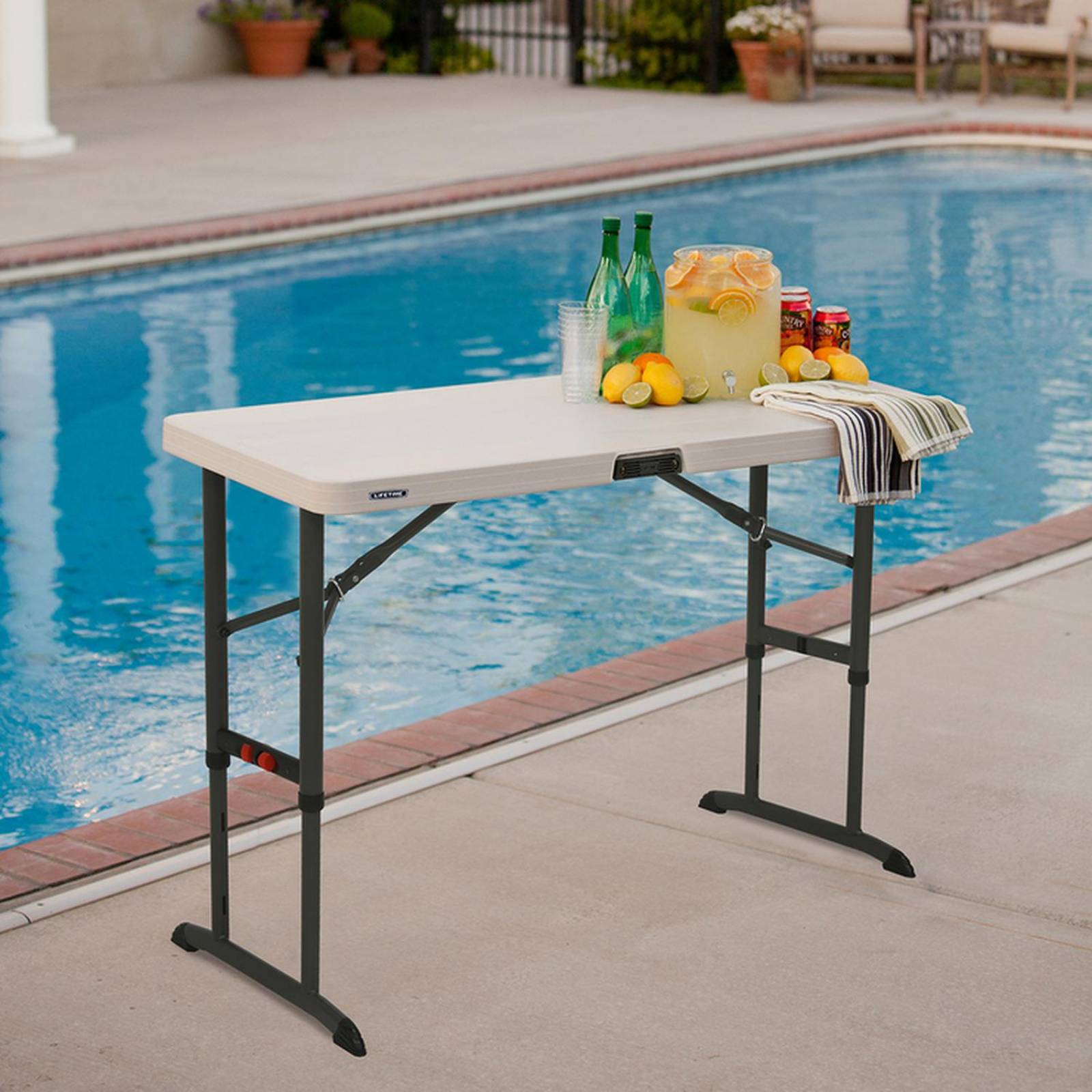 Lifetime Mesa Ajustable y Plegable 122cm 