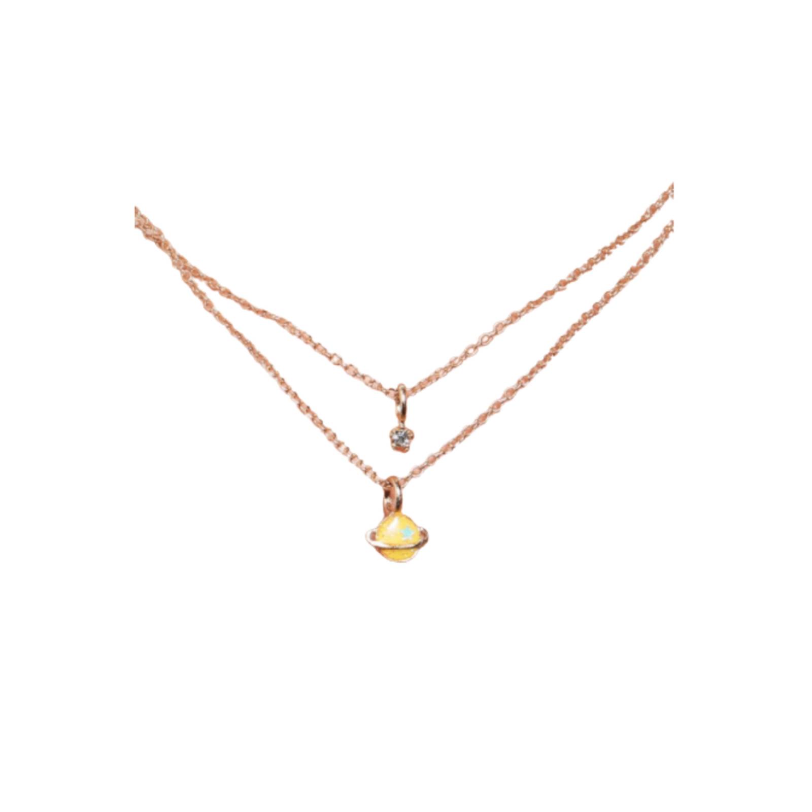 Collar Para Dama Dije de Planeta Saturno M-705 Dorado oscuro