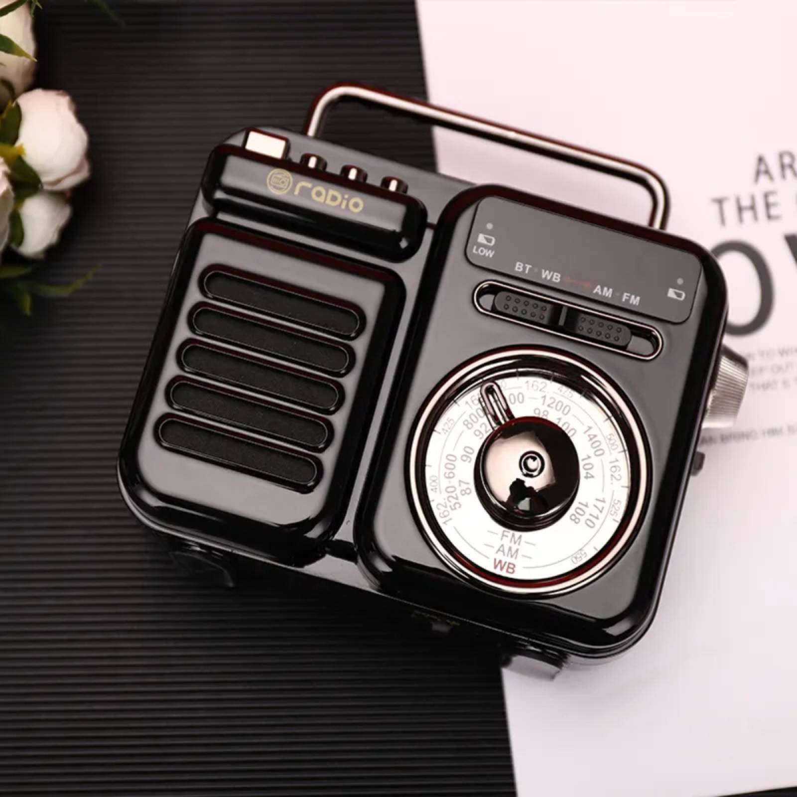 Radio Emergencia Bluetooth Vintage Dínamo Solar Con Linterna