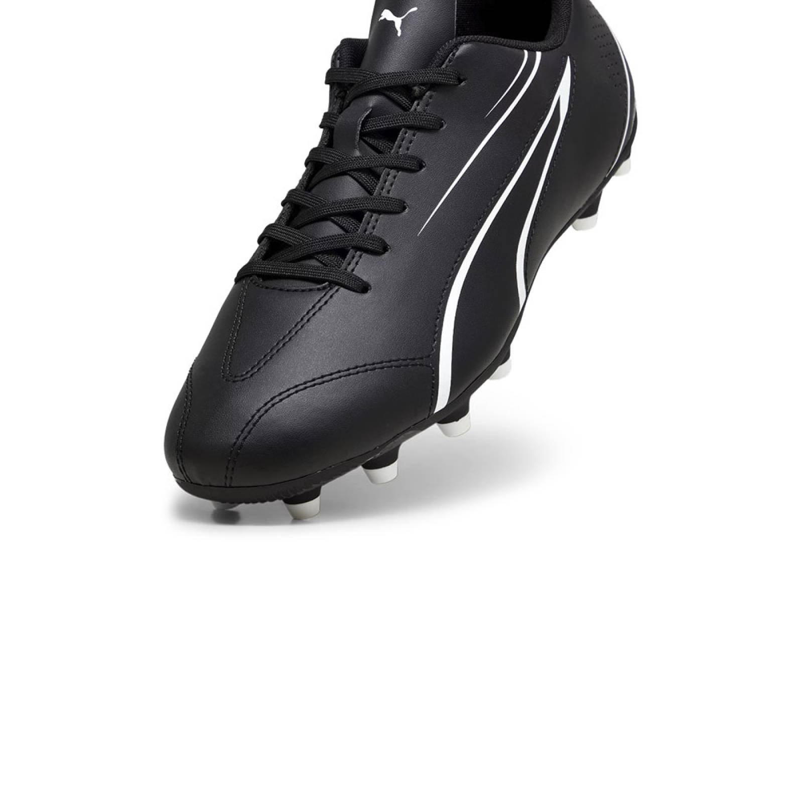 Tenis Futbol Soccer Tachos Puma VITORIA Negro/Blanco.