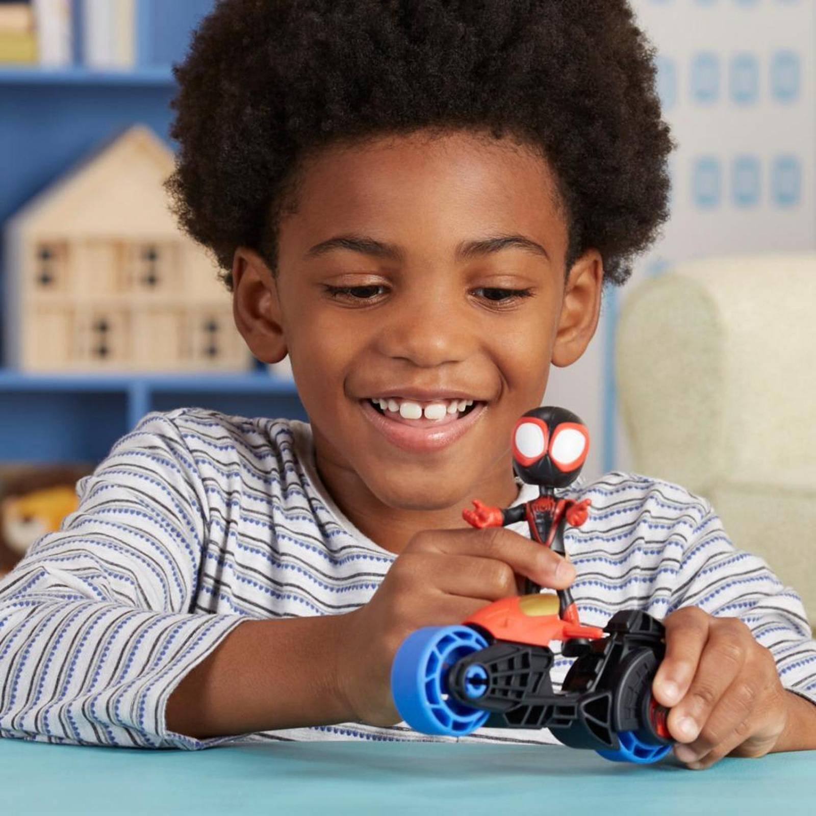Marvel Spidey And His Amazing Friends: Miles Morales Con Motocicleta 