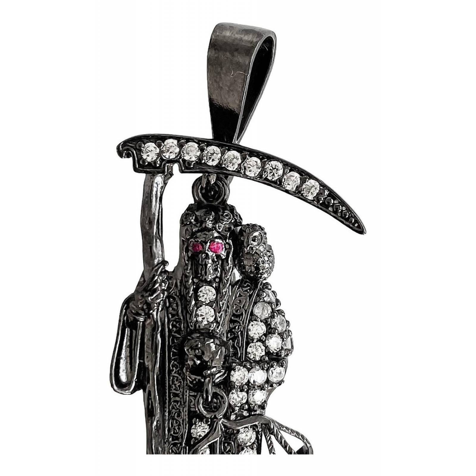 Dije Medalla Mediana Santa Muerte Con Zirconias En Plata 925 Negro Alto/Ancho: 5.9 cm x 2.2 cm