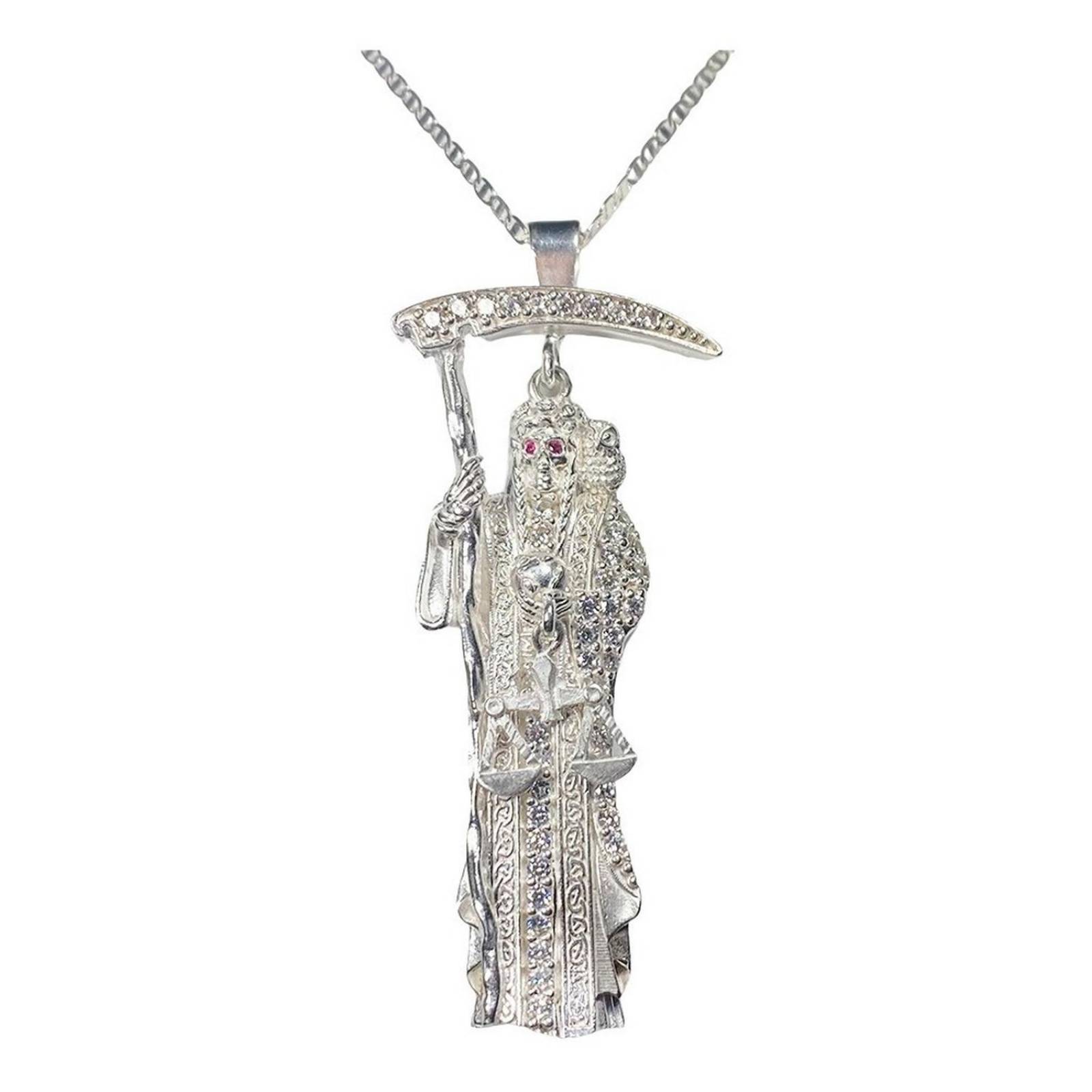 Dije Medalla Grande Santa Muerte Con Zirconias En Plata 925 Alto/Ancho: 7 cm x 2.8 cm Plateado