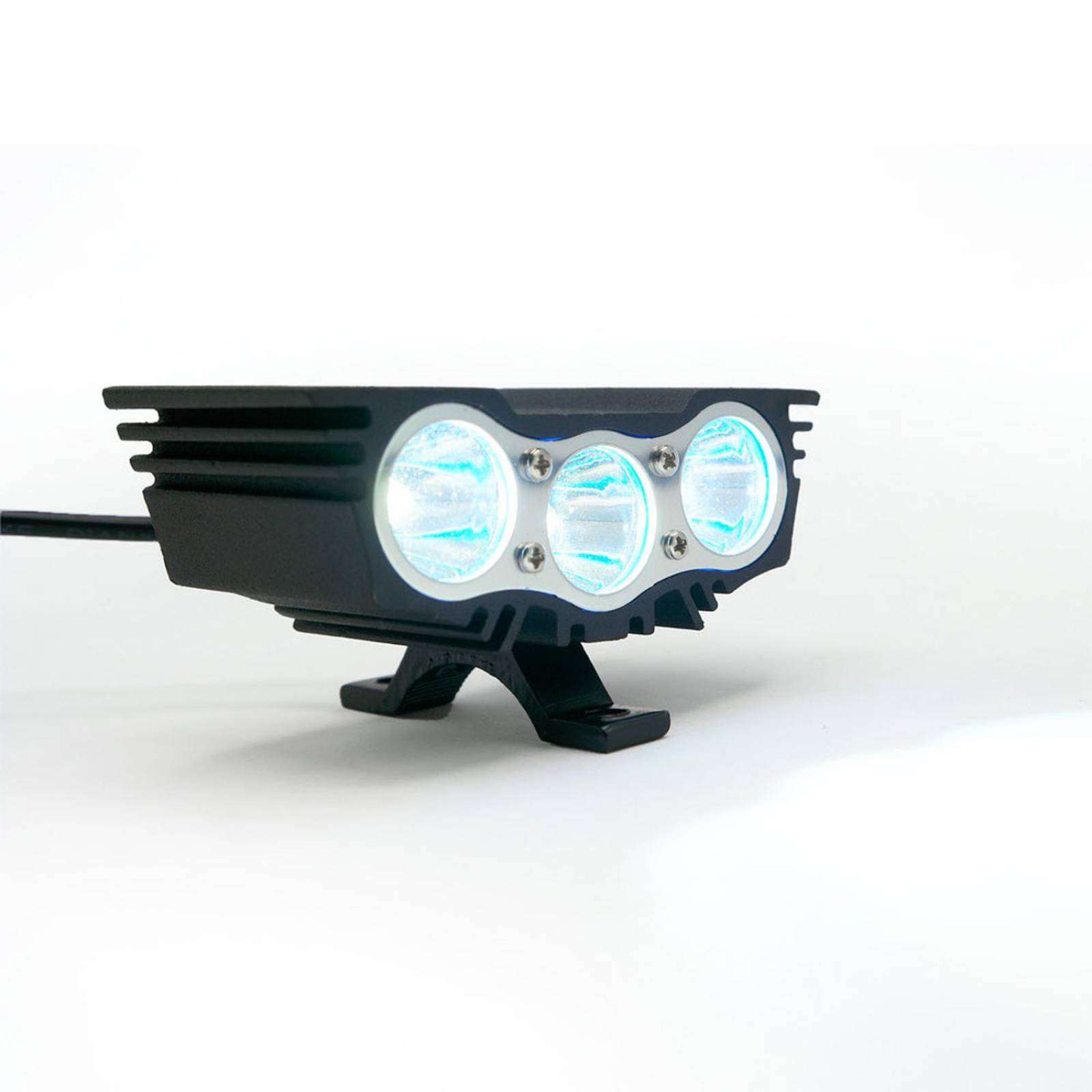 Faro Para Moto Rasen Auxiliar Led Tipo Halcon 3 Led Con Luz Blanca Alta, Baja Y Estrobo      