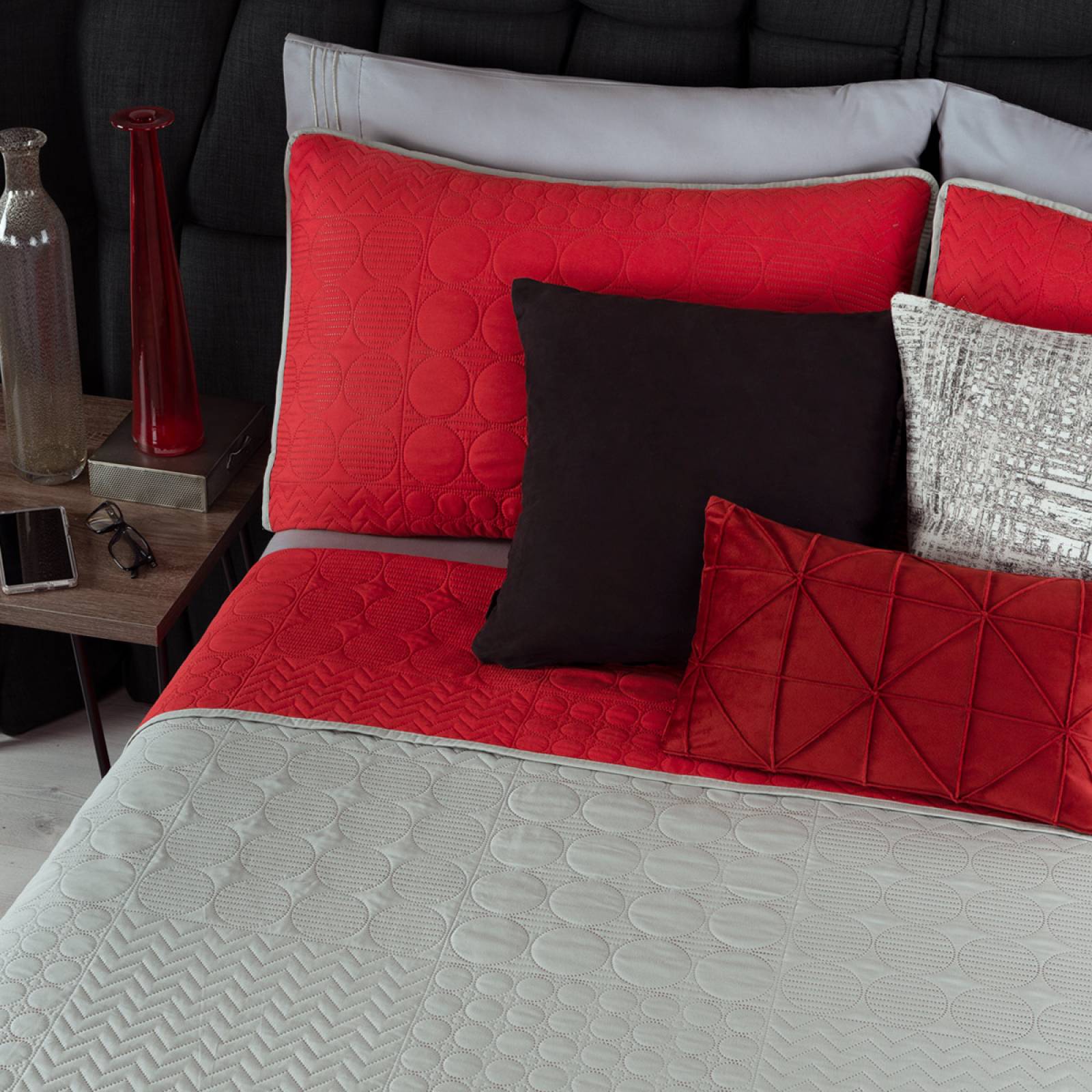 Edredón Ligero Individual Doble Vista con Funda Rojo - Gris REAL TEXTIL.