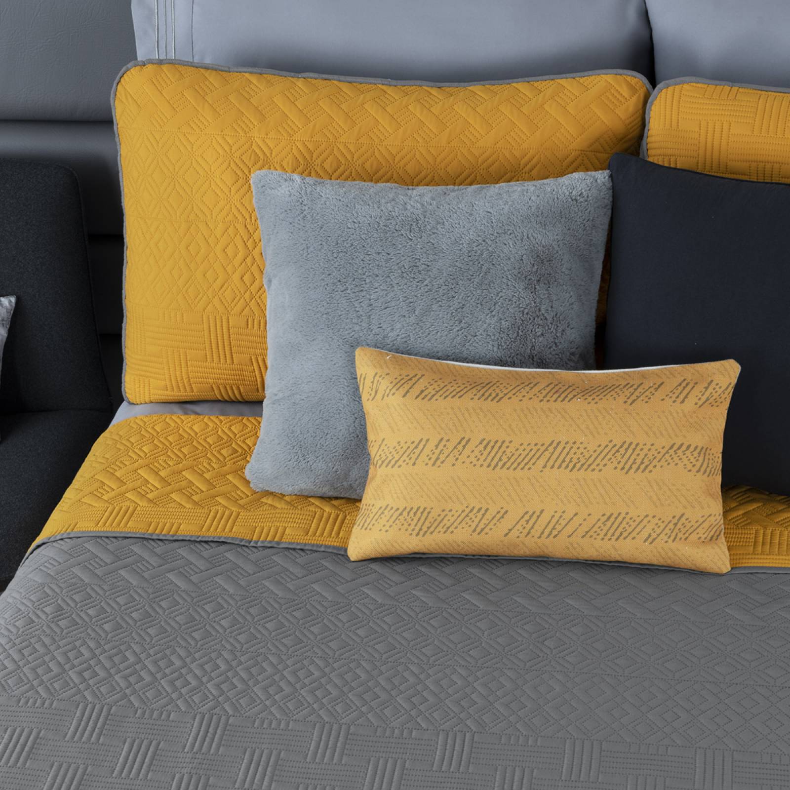 Edredón Ligero Matrimonial Doble Vista con Fundas Mostaza - Gris REAL TEXTIL.