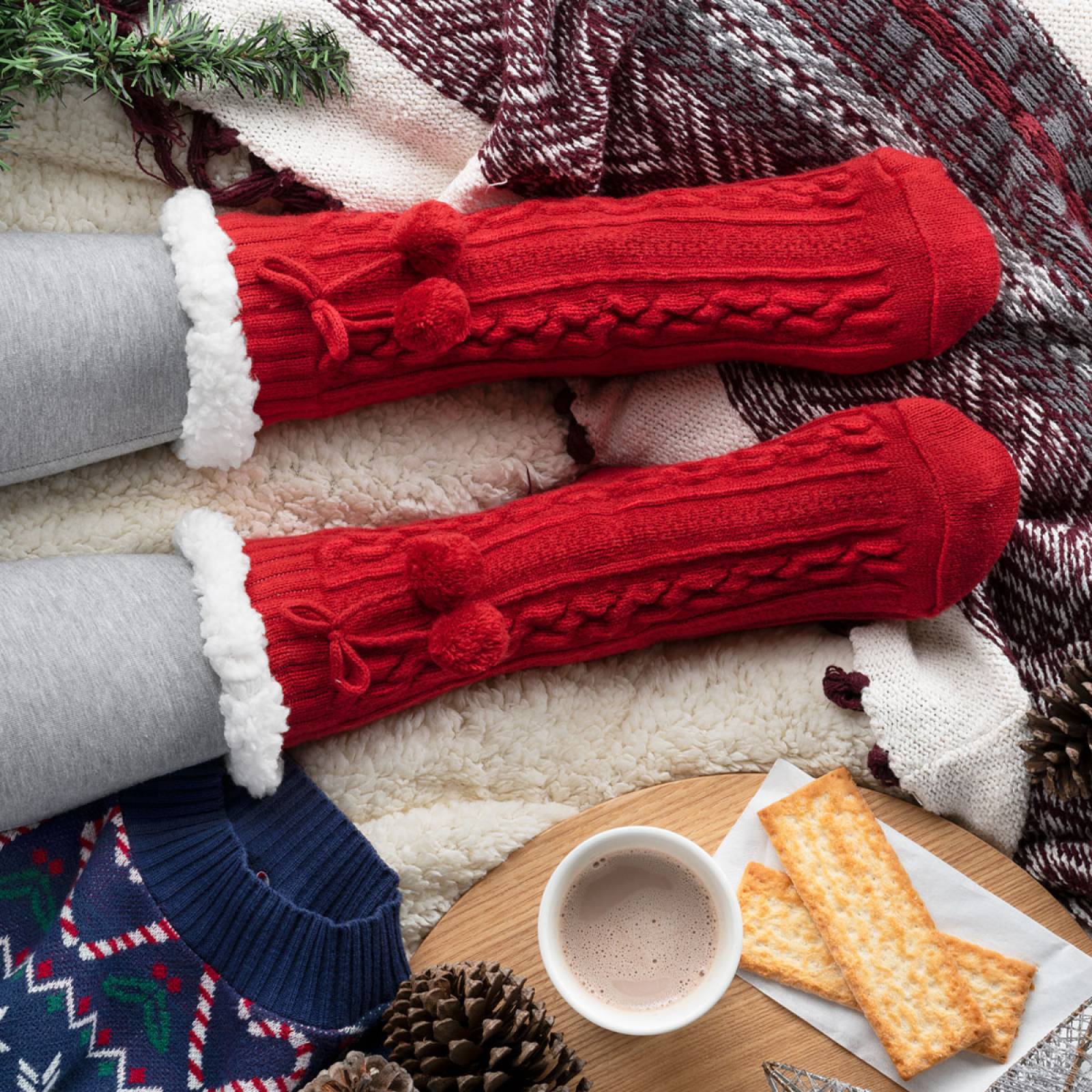 Calcetines Invernales Térmicos Borrega/ Antiderrapante 1 Par Rojo con pompones REAL TEXTIL