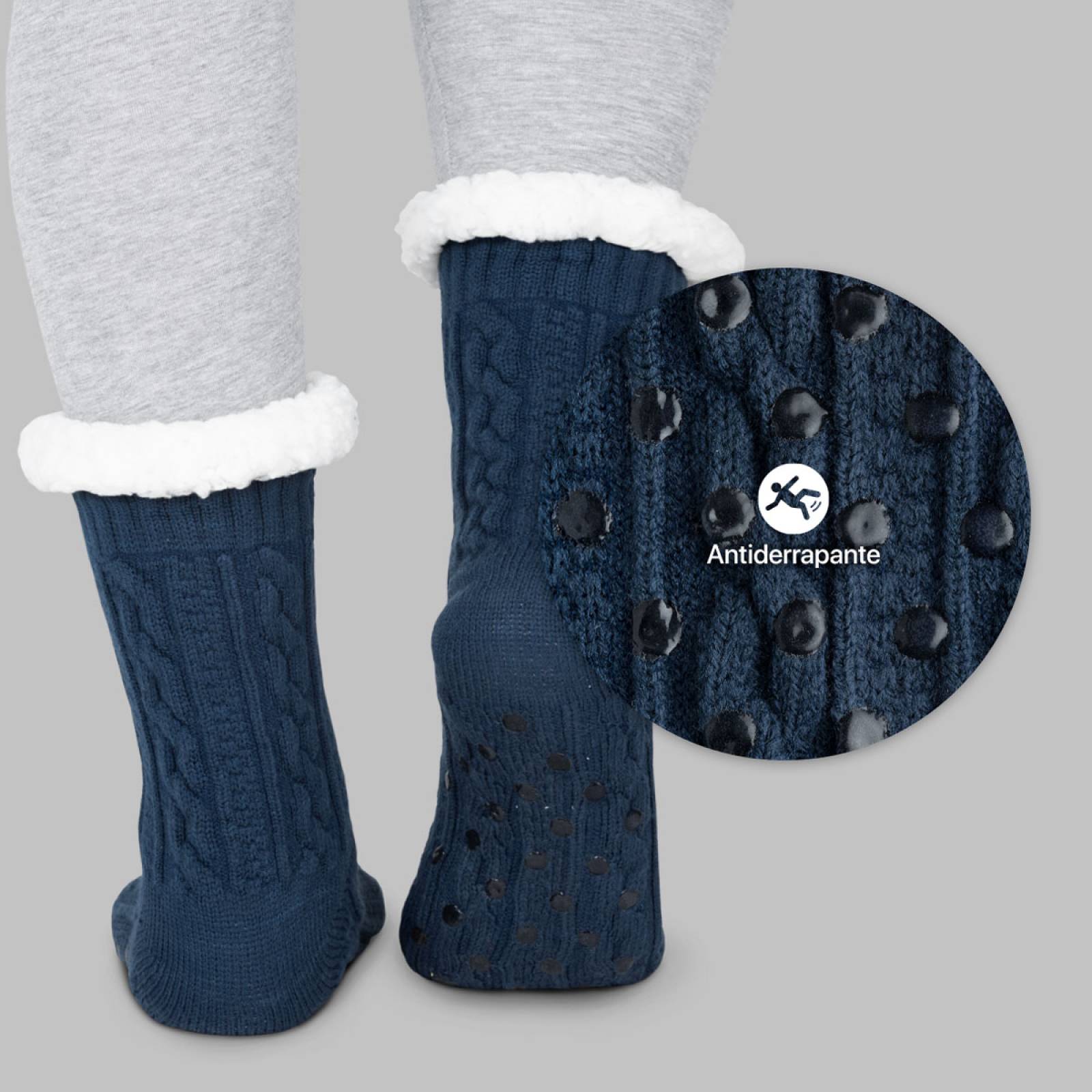 Calcetines Invernales Térmicos Pantuflas de Borrega para Invierno con Antiderrapante 1 Par Azul con Pompones REAL TEXTIL.